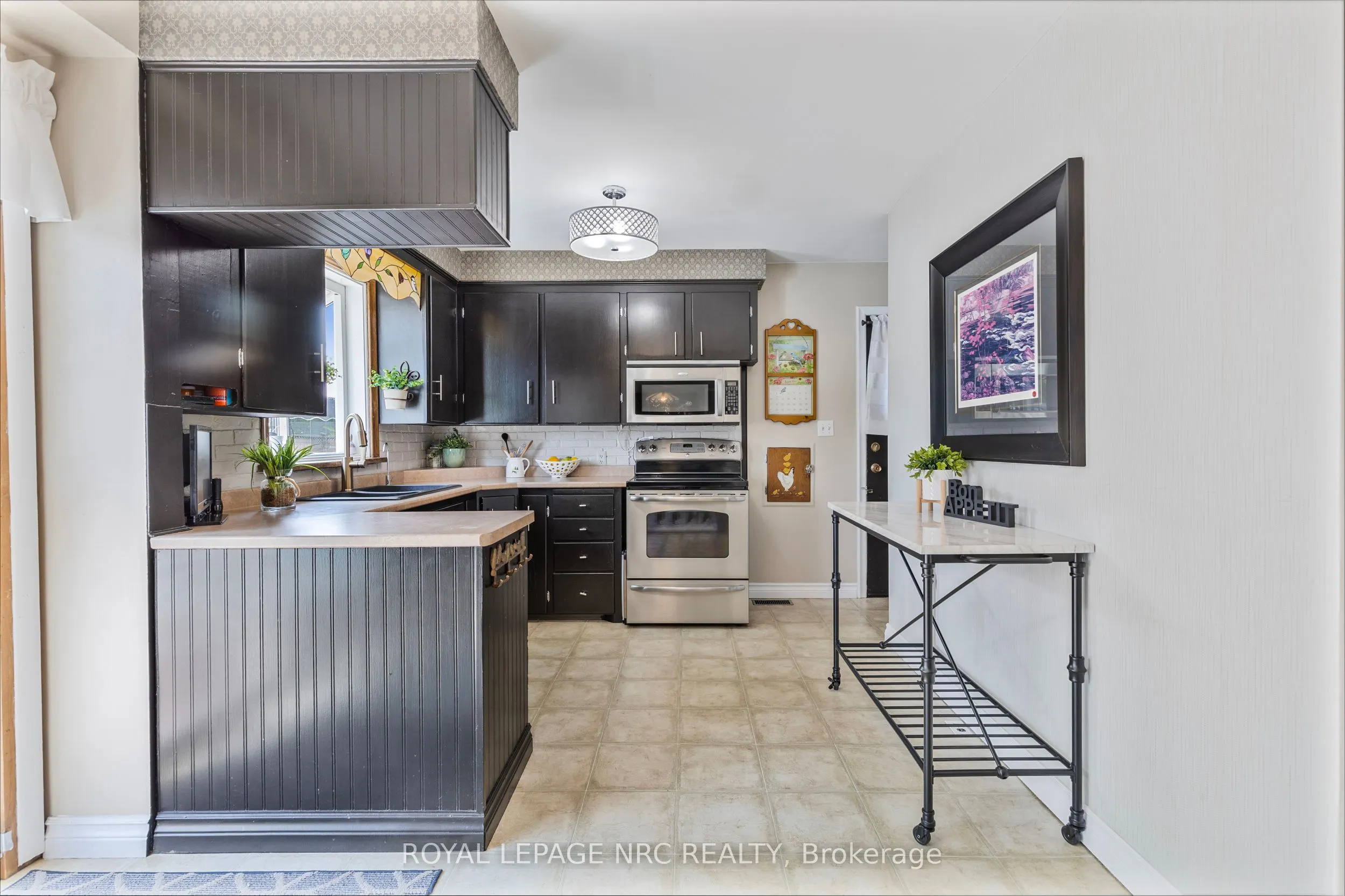 32 Whittaker Avenue