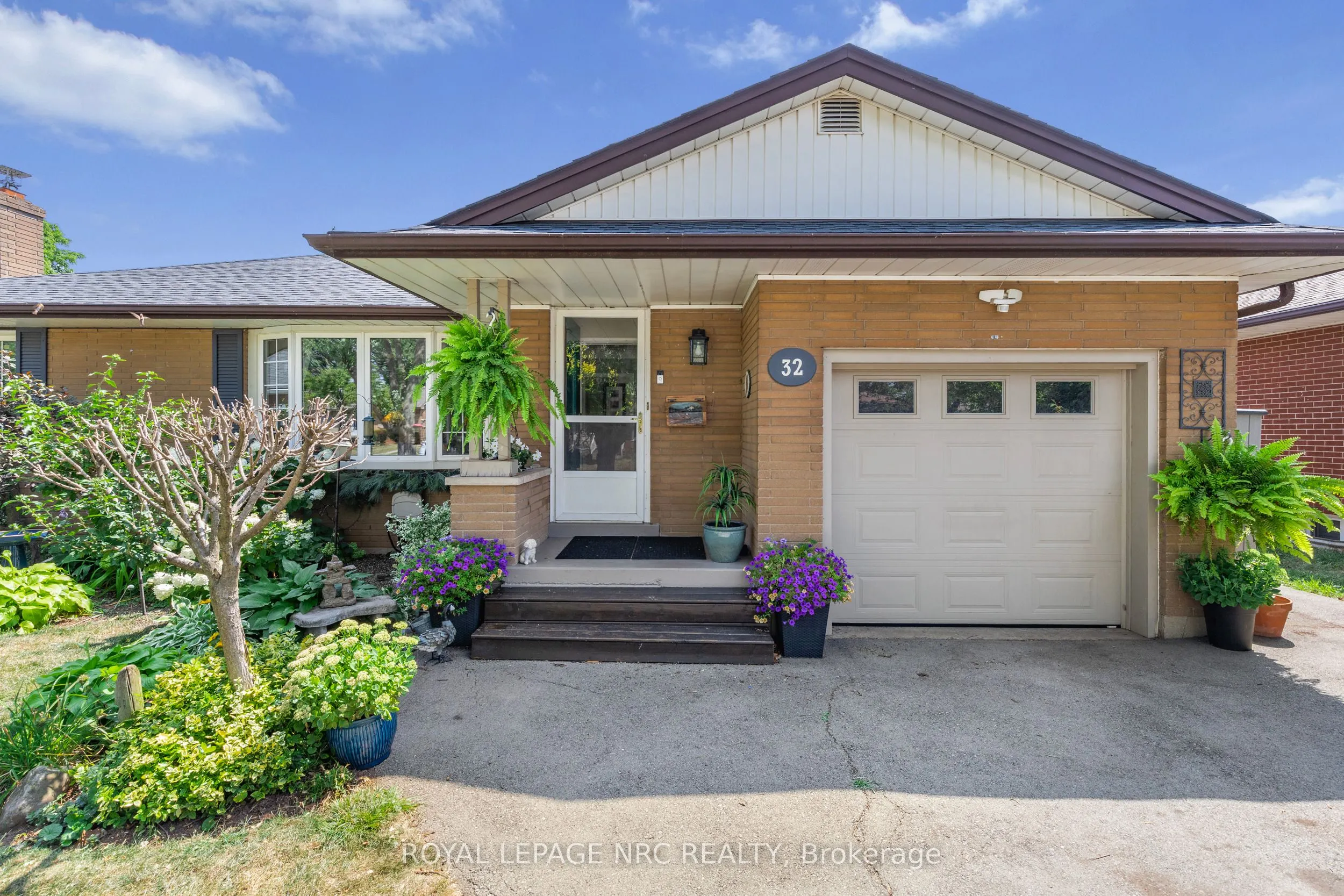 32 Whittaker Avenue