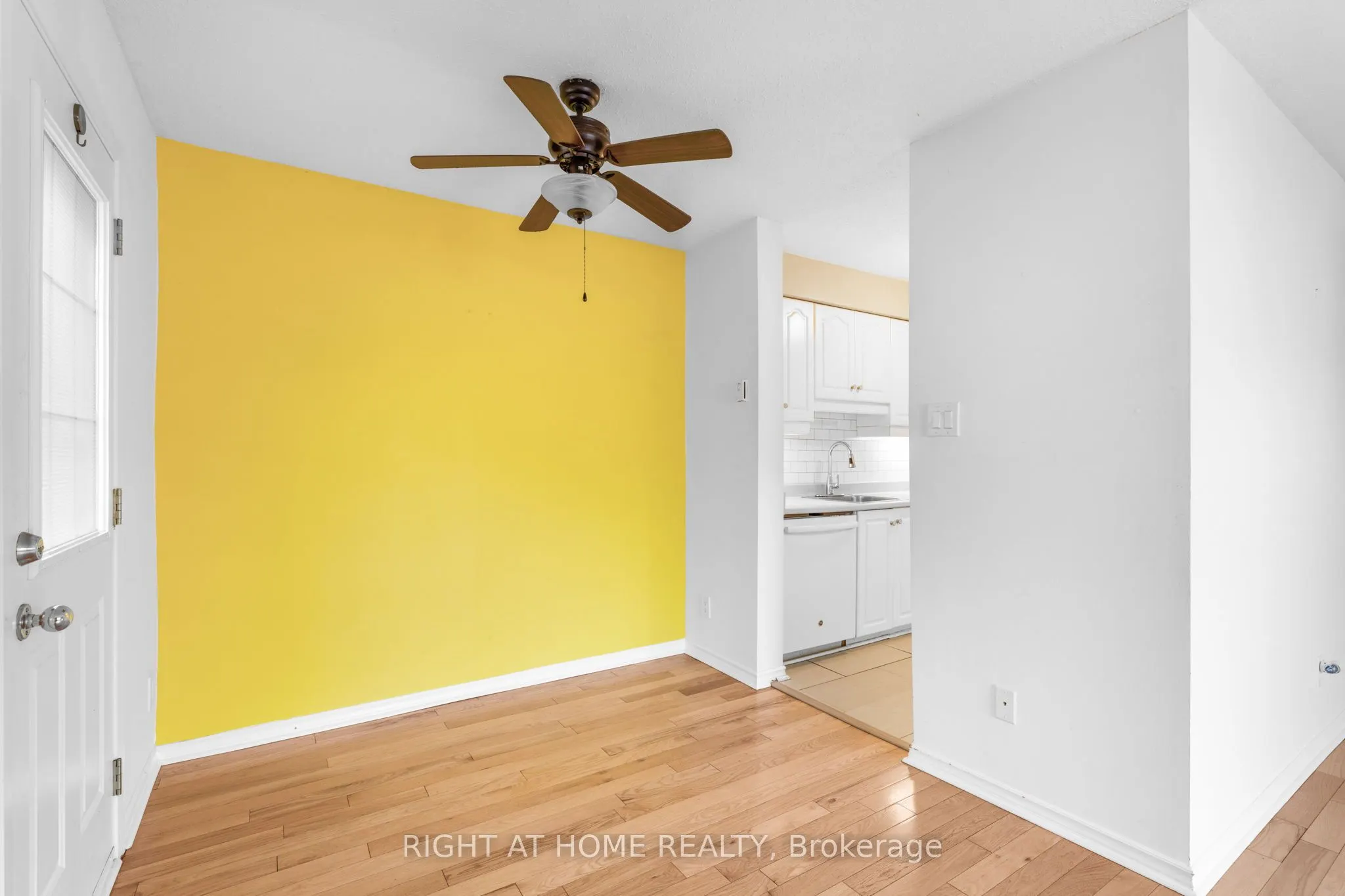 23D Forester Crescent, #D