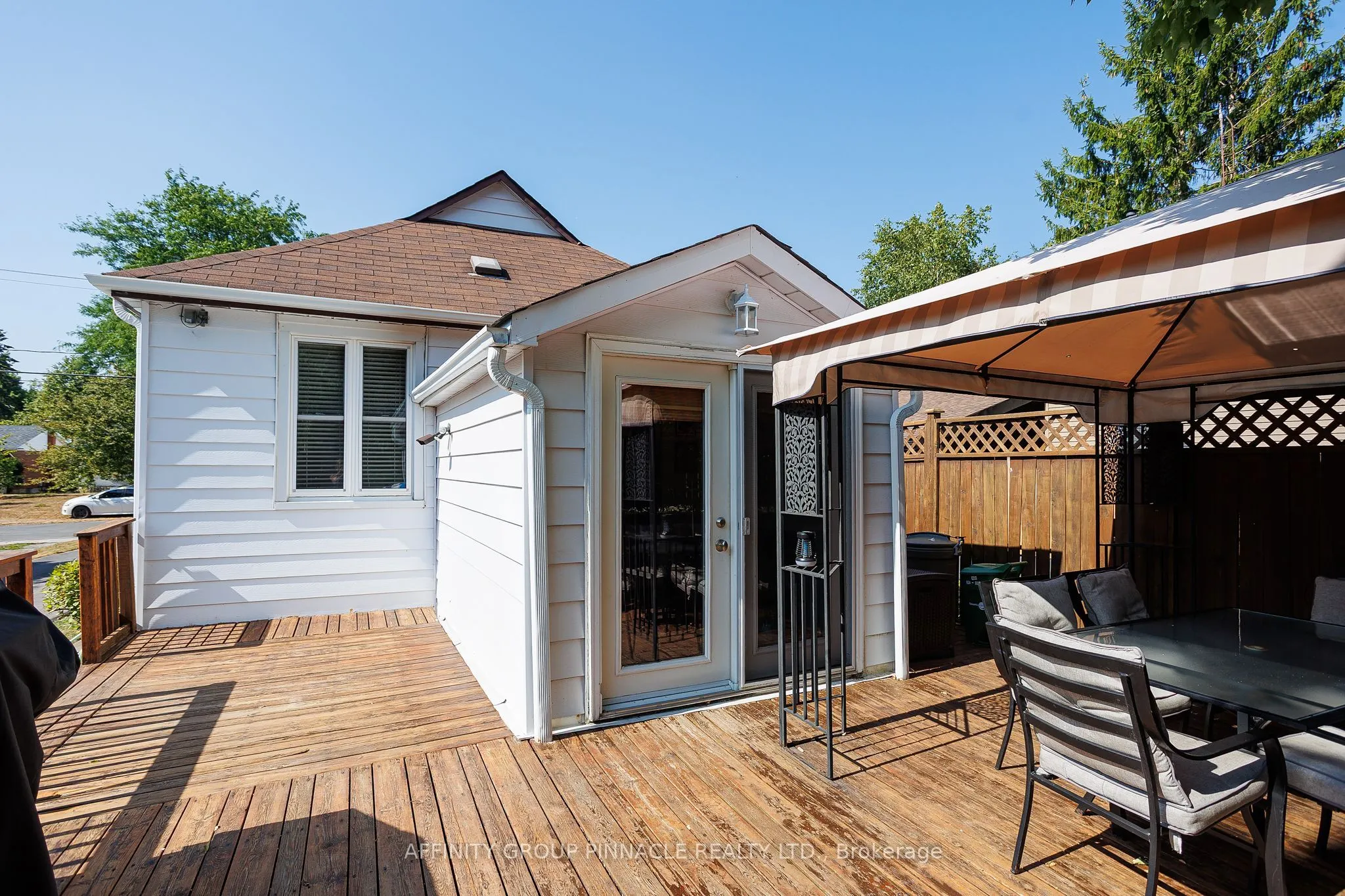 23 Riverview Road