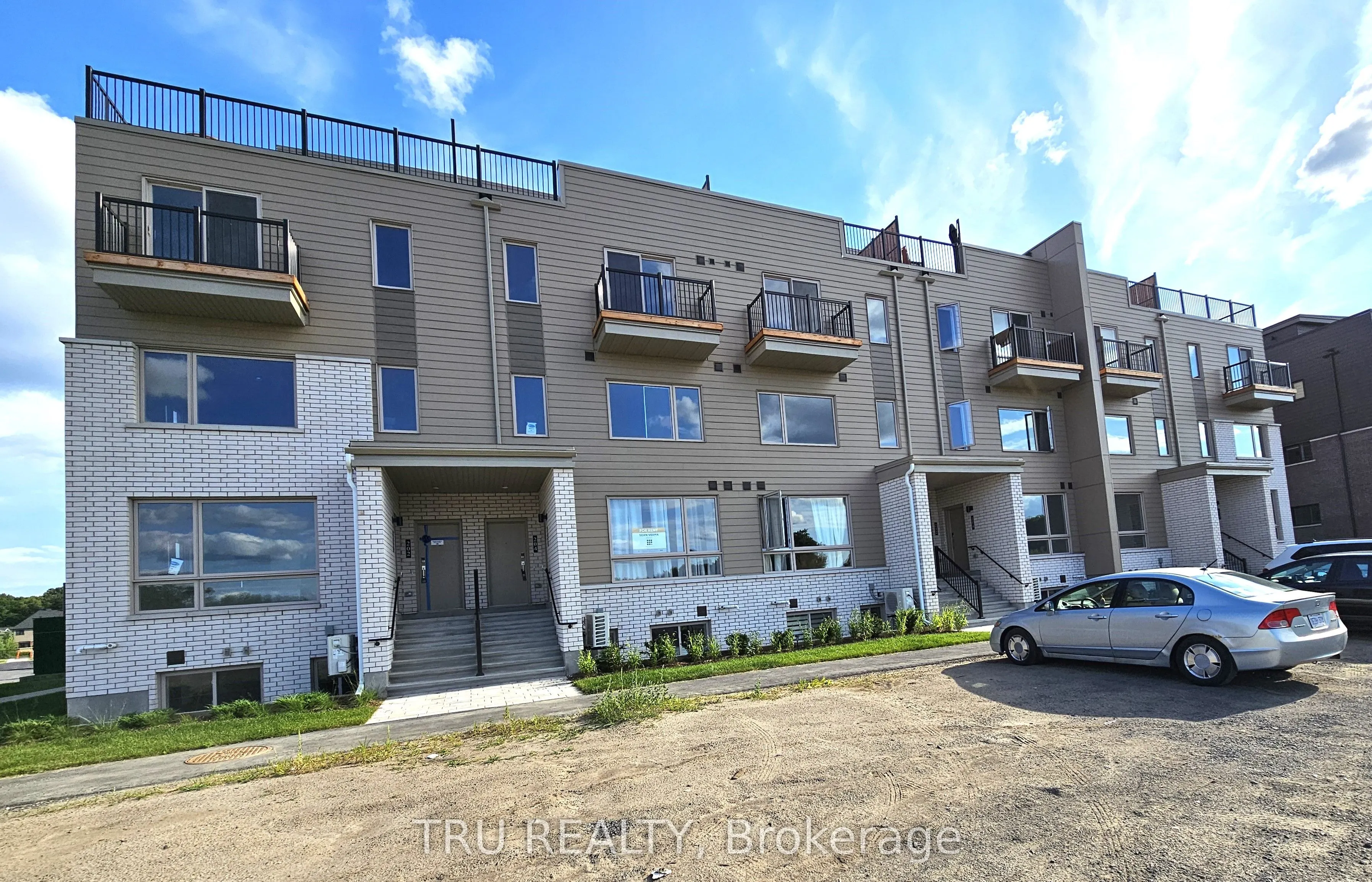 206 Mishi Private, #--