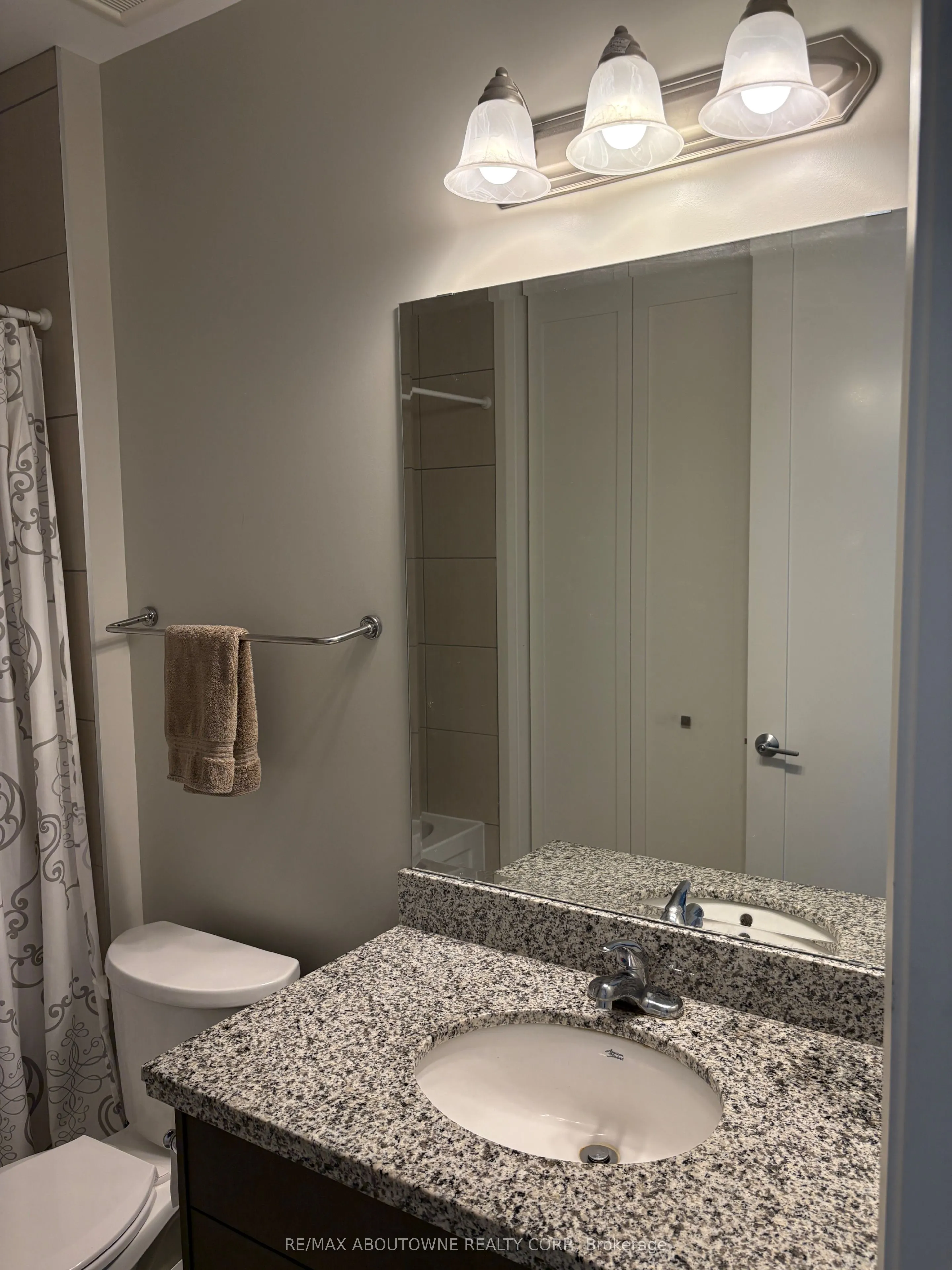 118 King Street E, #419