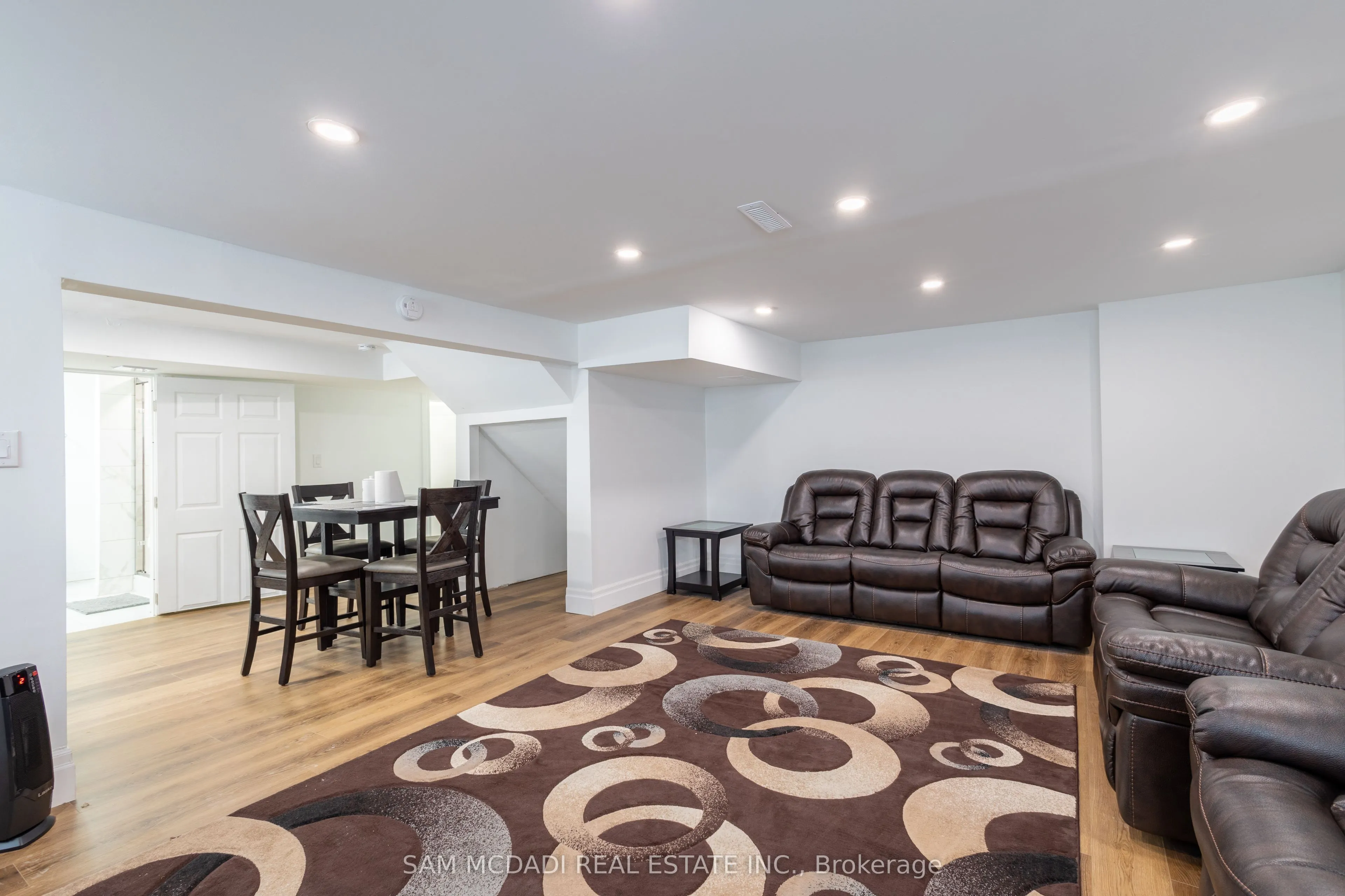 855 Jerseyville Road W