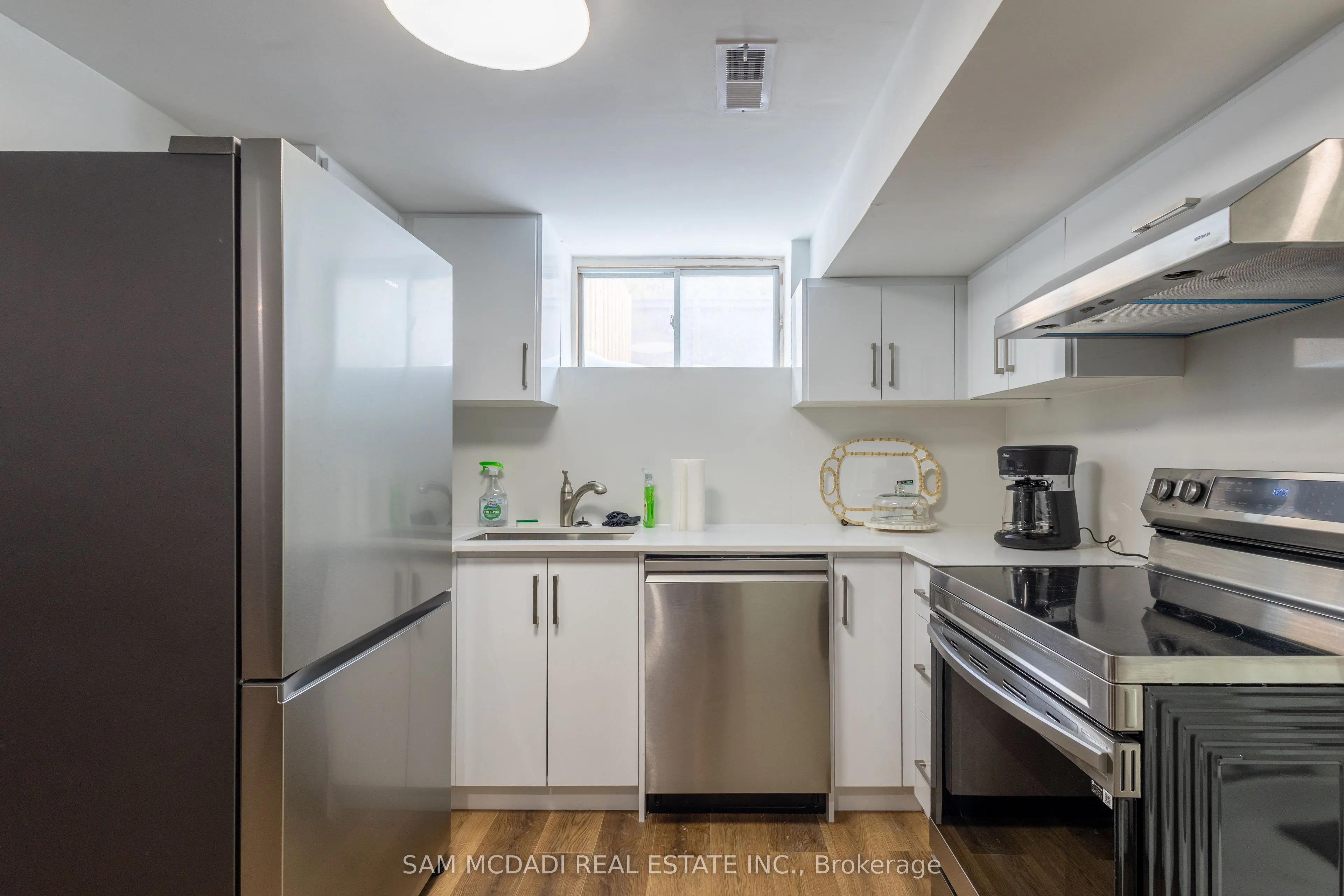 855 Jerseyville Road W