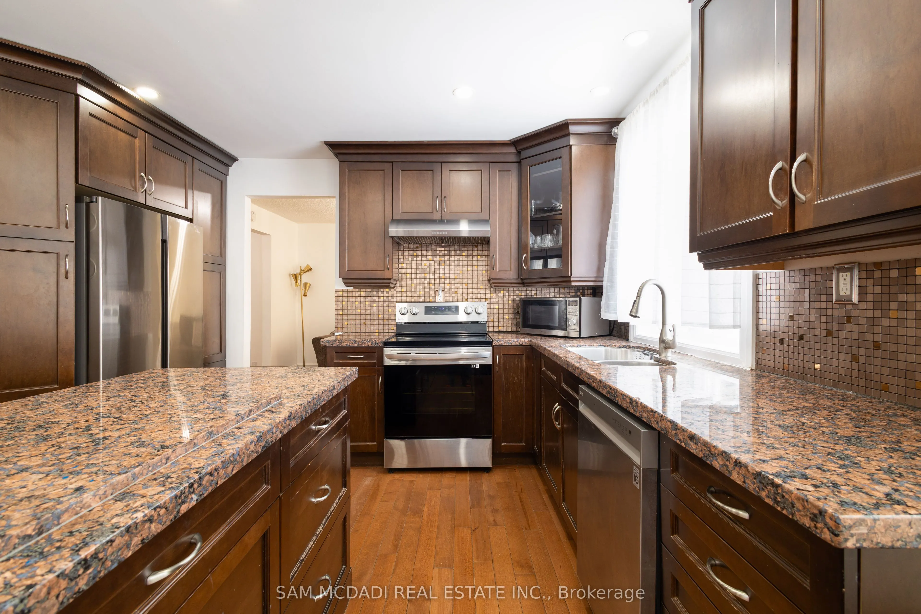 855 Jerseyville Road W