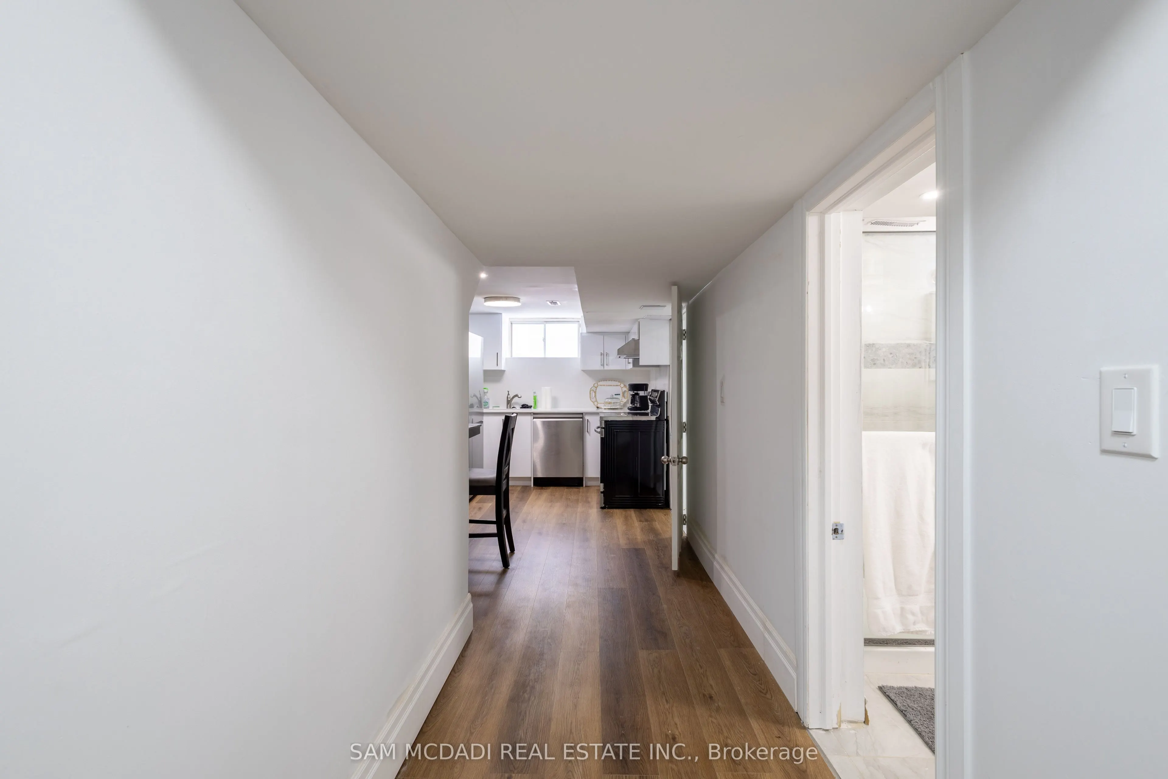 855 Jerseyville Road W