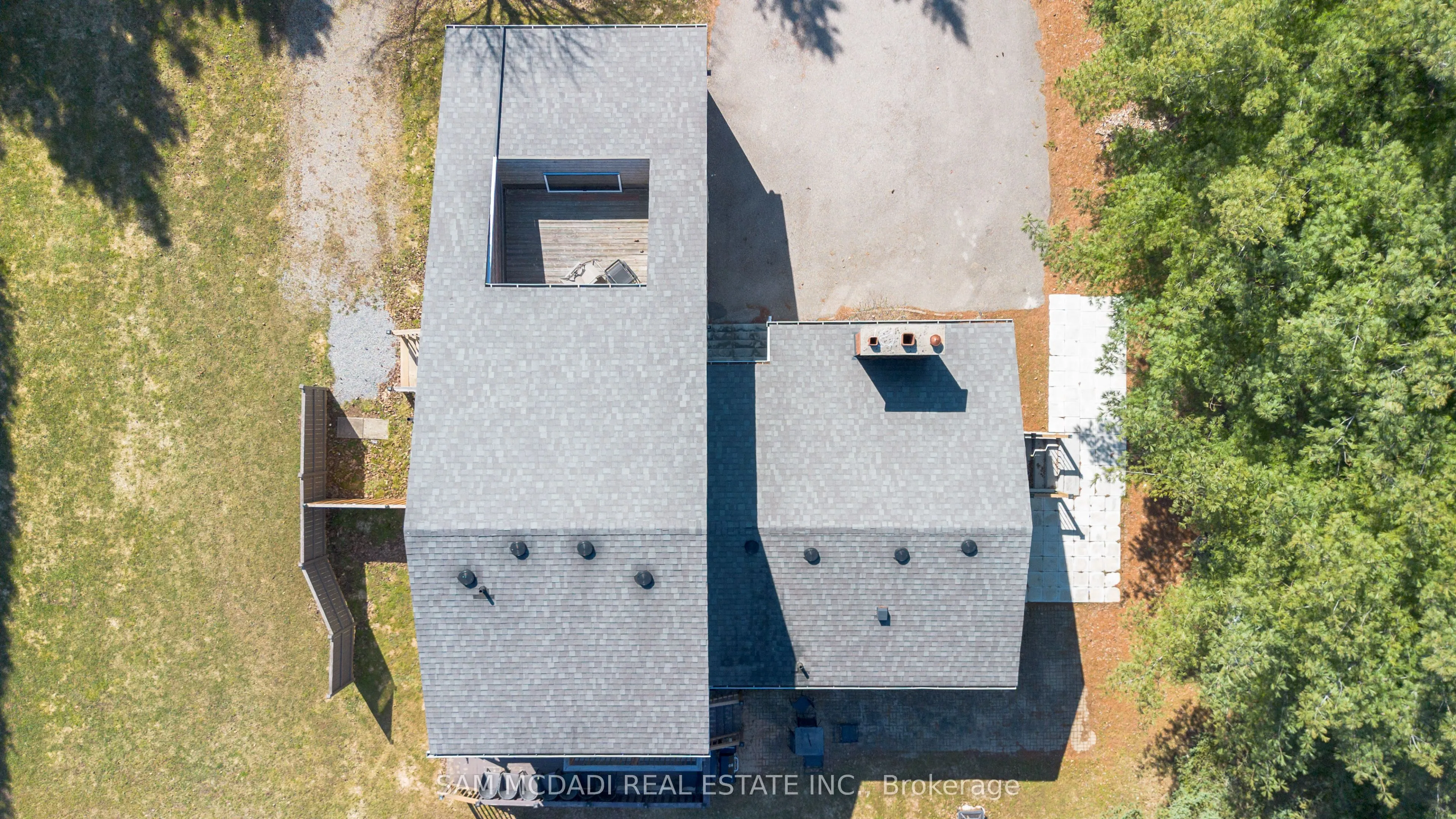 855 Jerseyville Road W