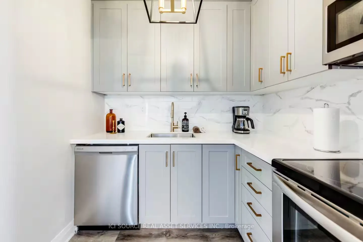 291 Stewart Street, #2