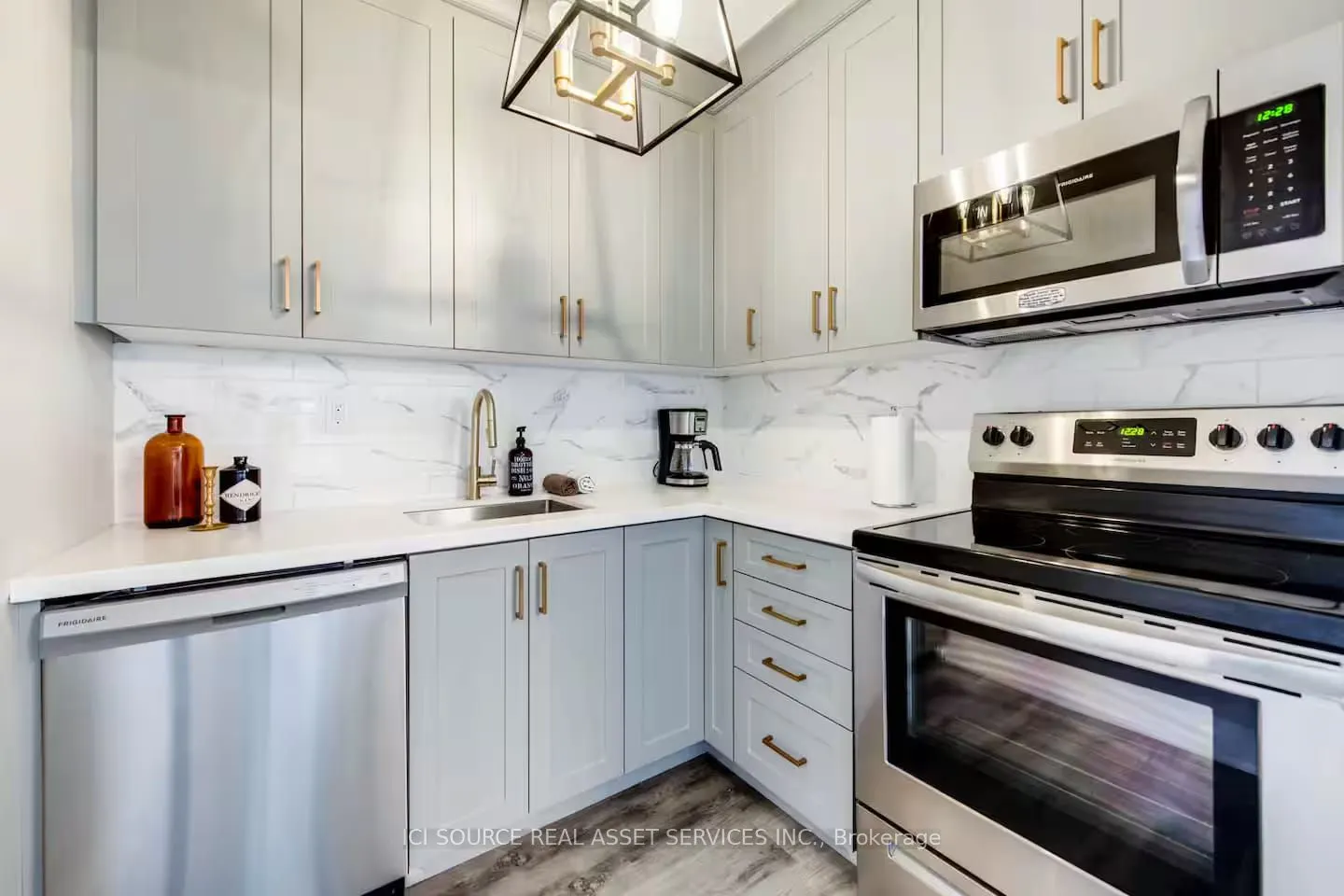 291 Stewart Street, #2