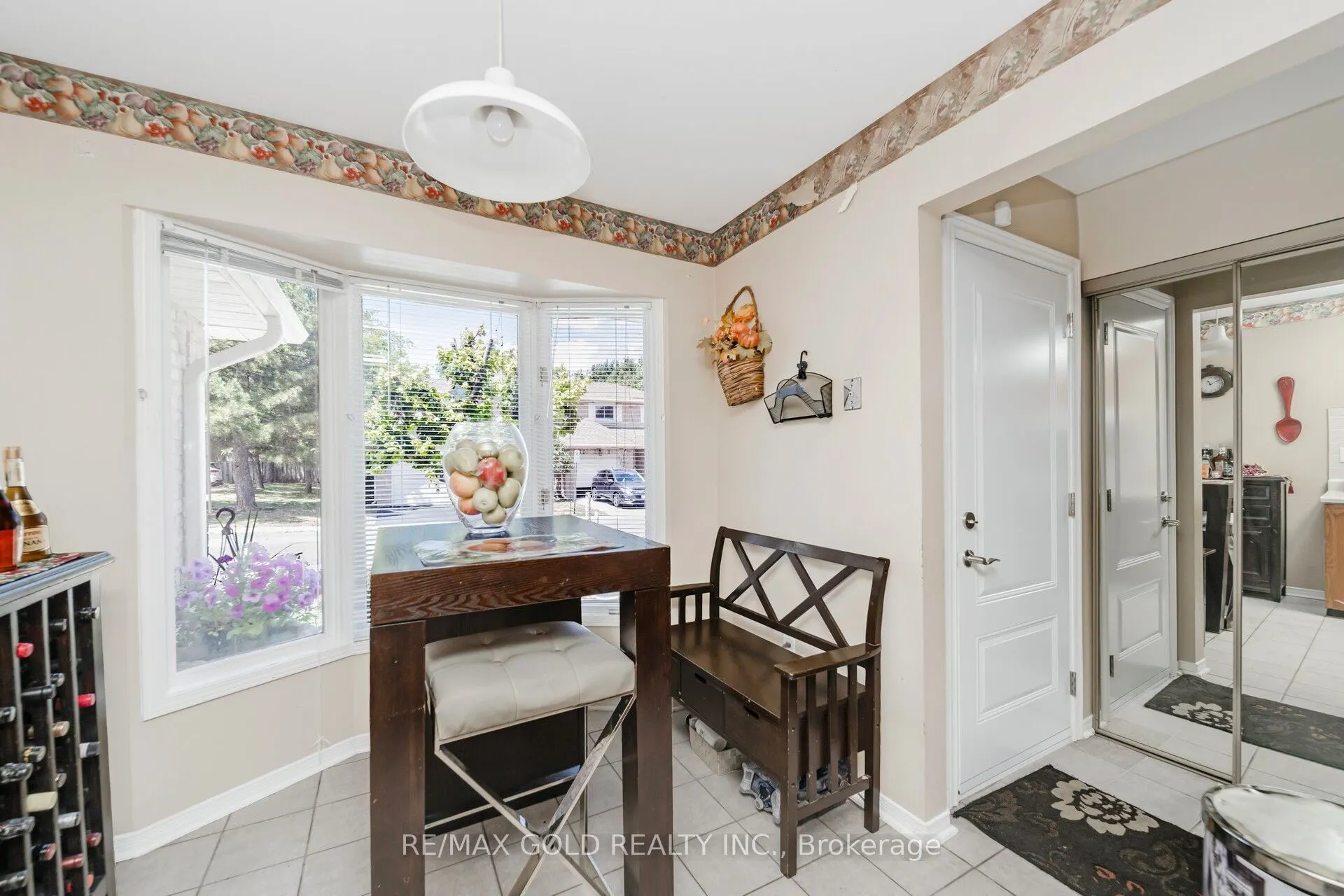 494 Barton Street, #8