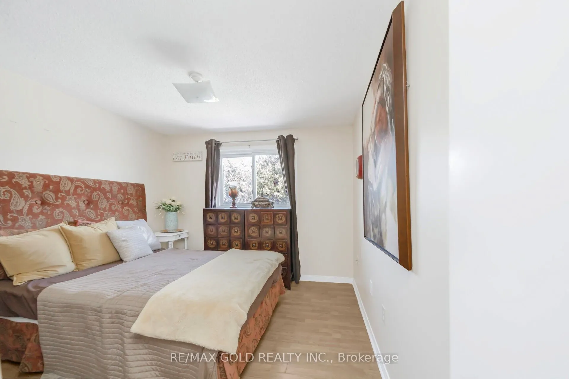 494 Barton Street, #8