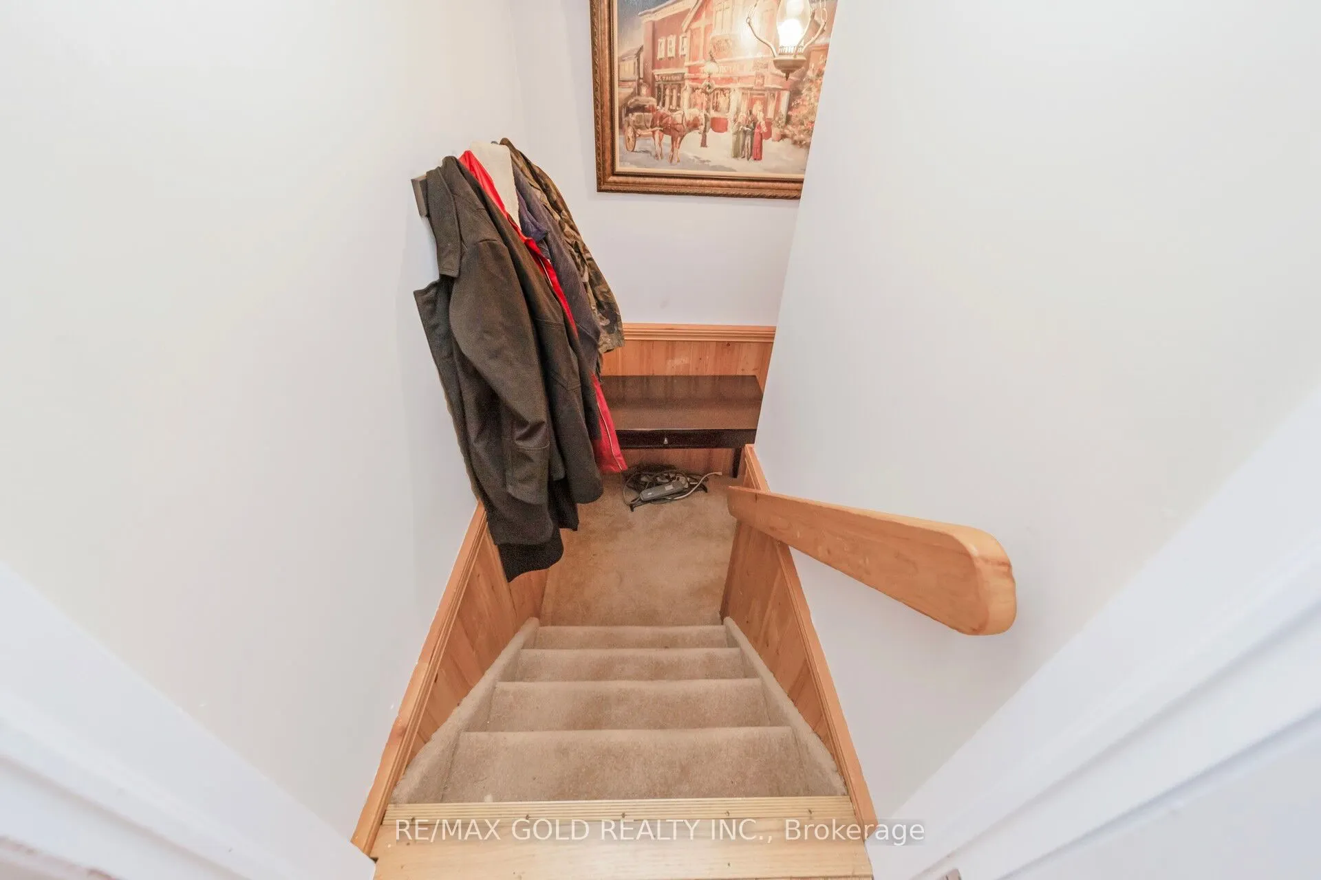 494 Barton Street, #8