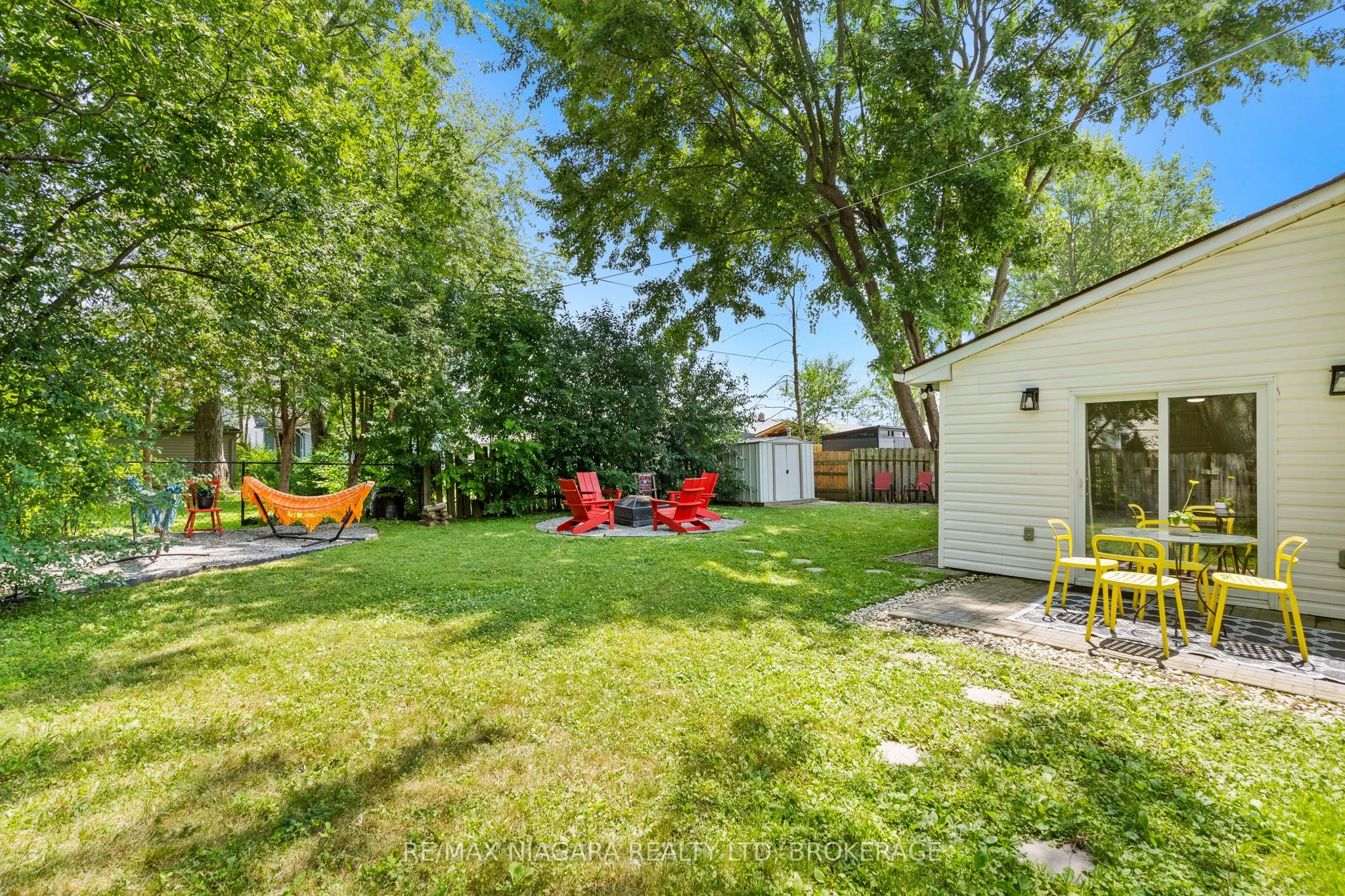 696 Fairview Road