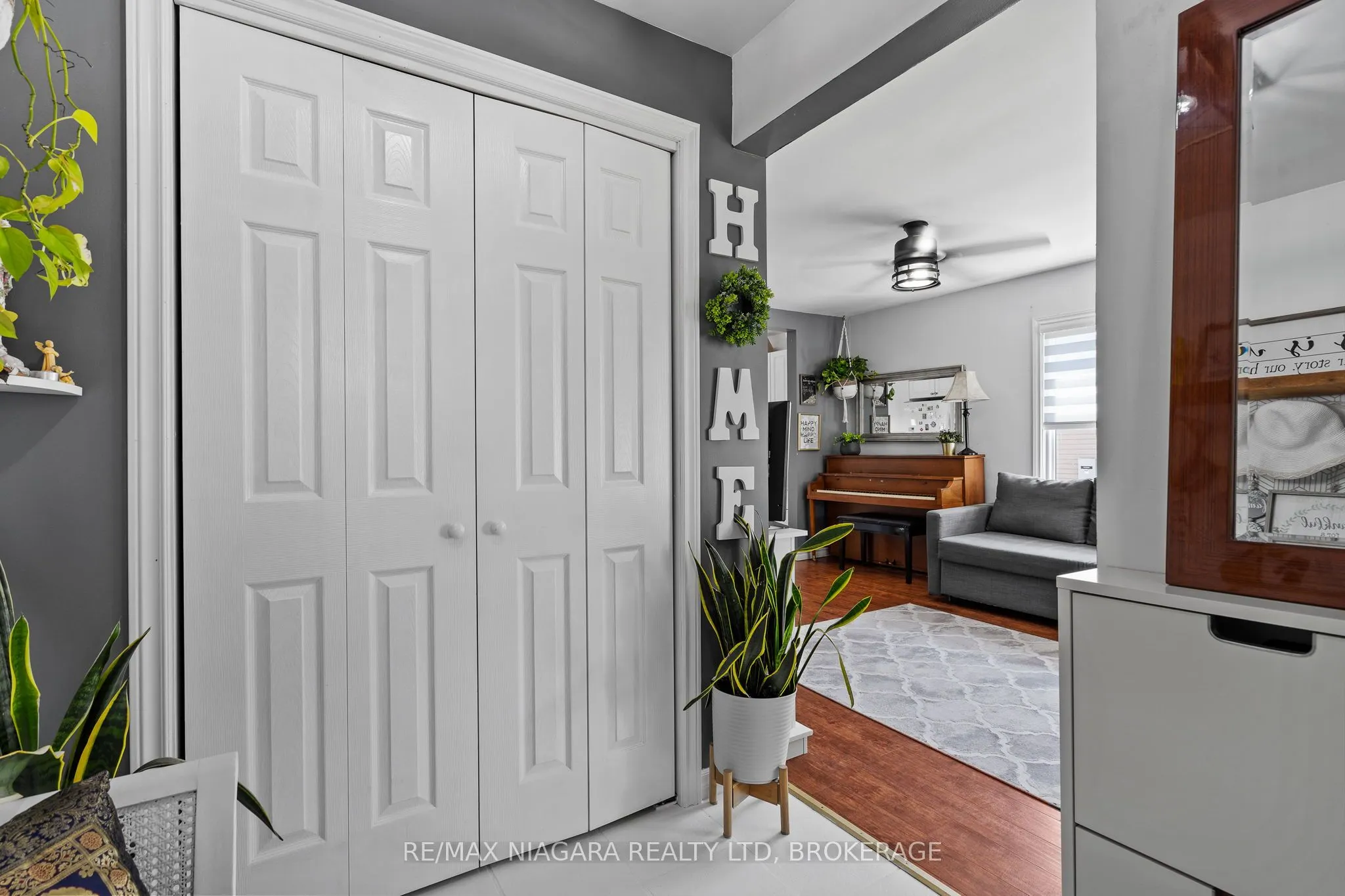 696 Fairview Road