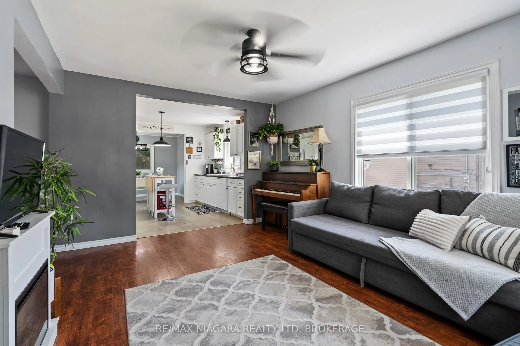 696 Fairview Road