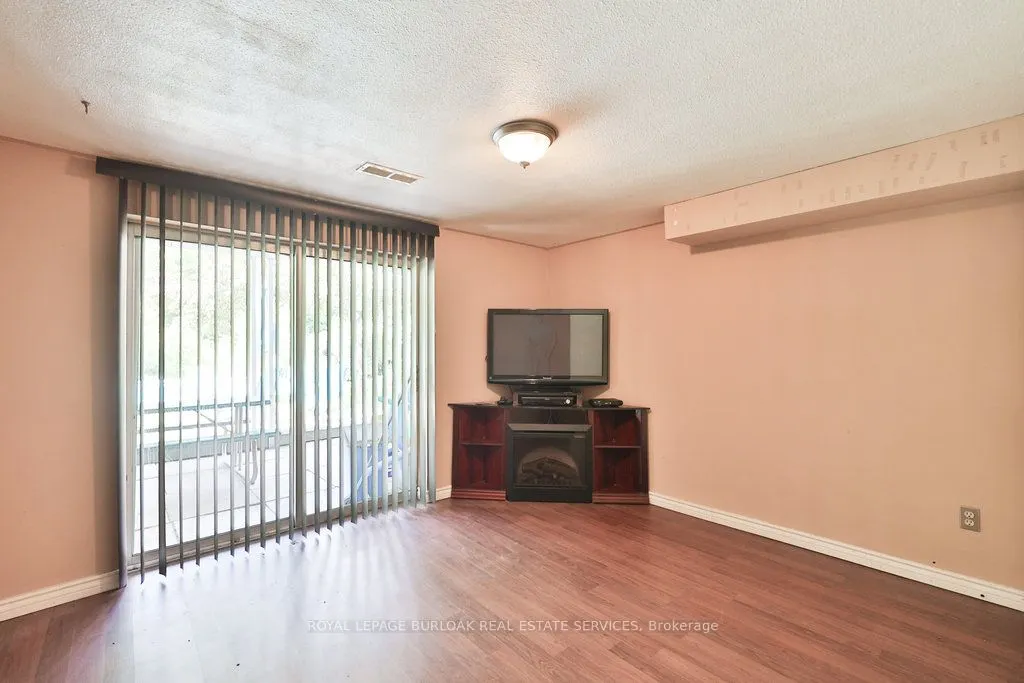 37 Sunrise Crescent