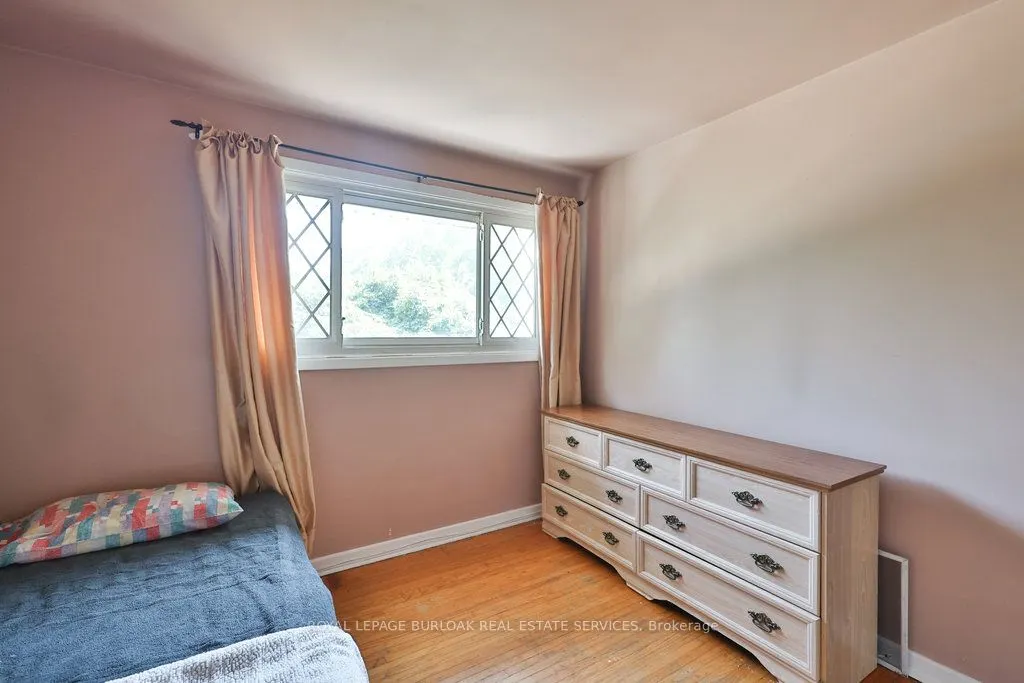 37 Sunrise Crescent