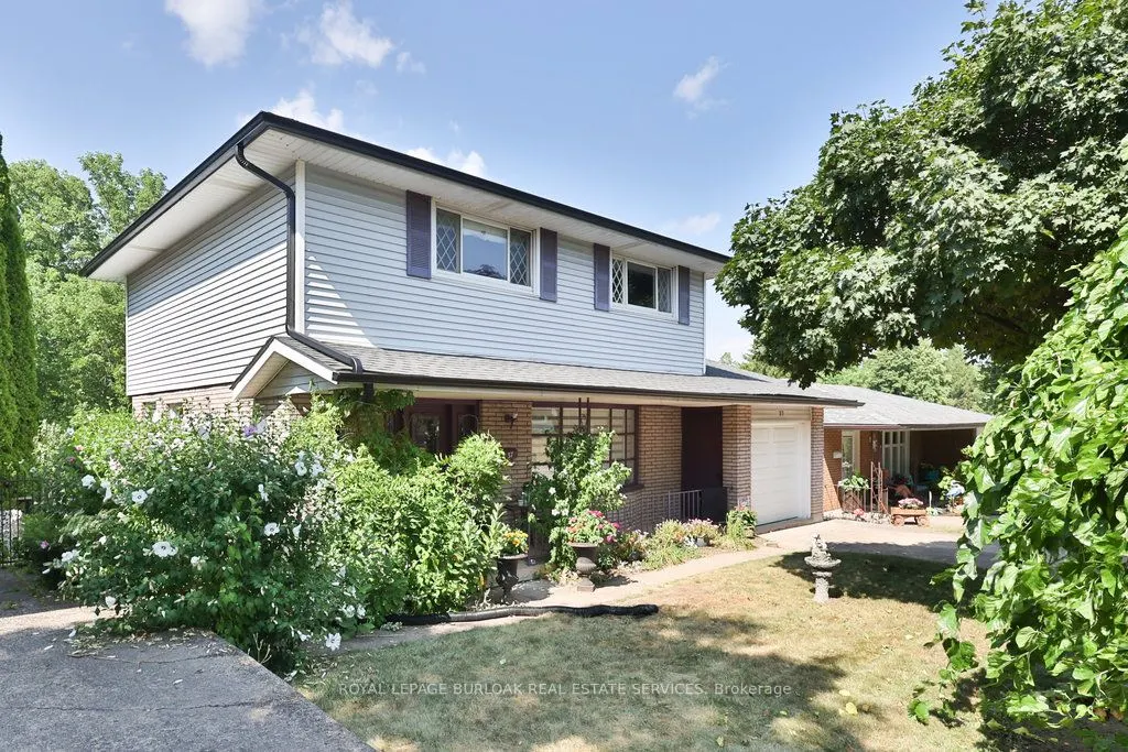 37 Sunrise Crescent