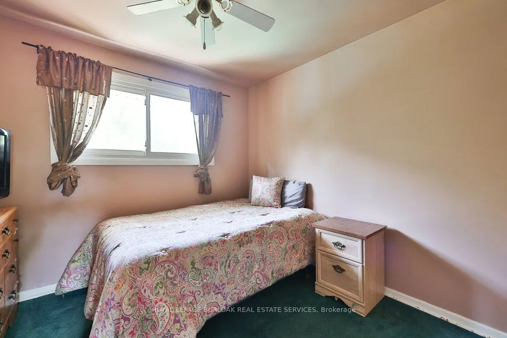 37 Sunrise Crescent