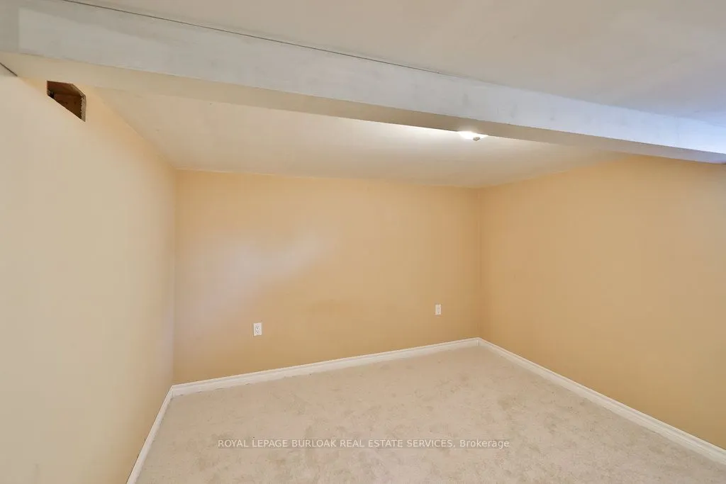 37 Sunrise Crescent
