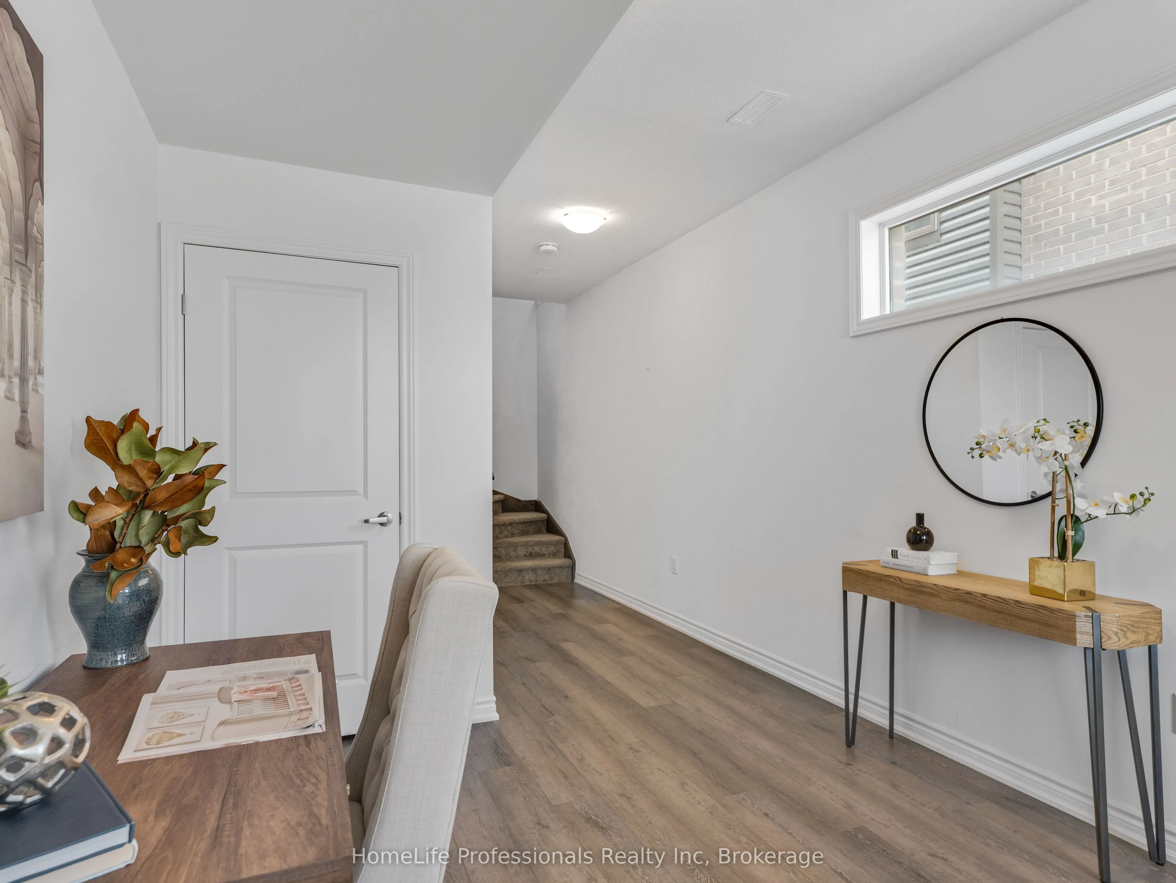 61 Soho Street, #123