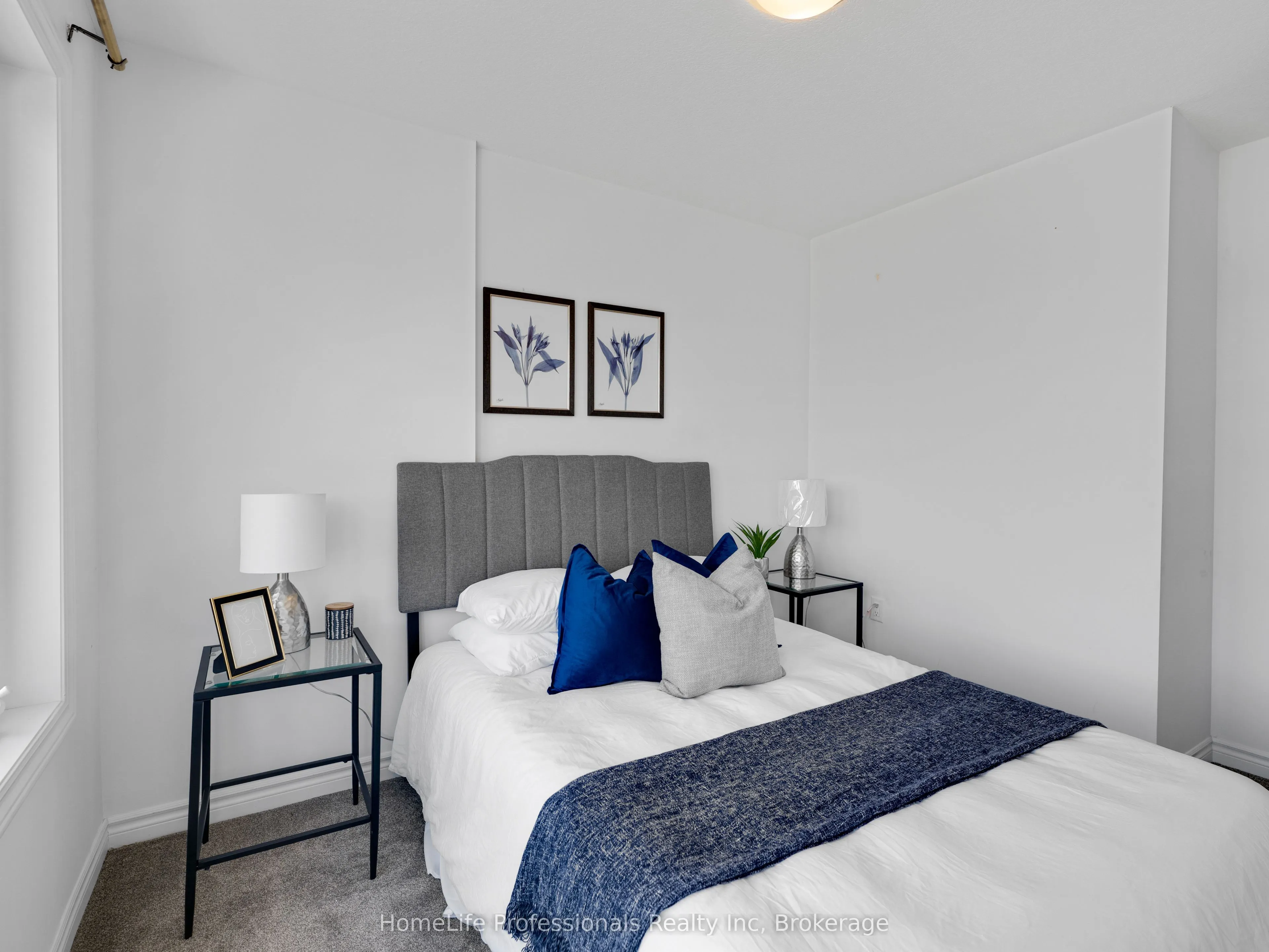 61 Soho Street, #123