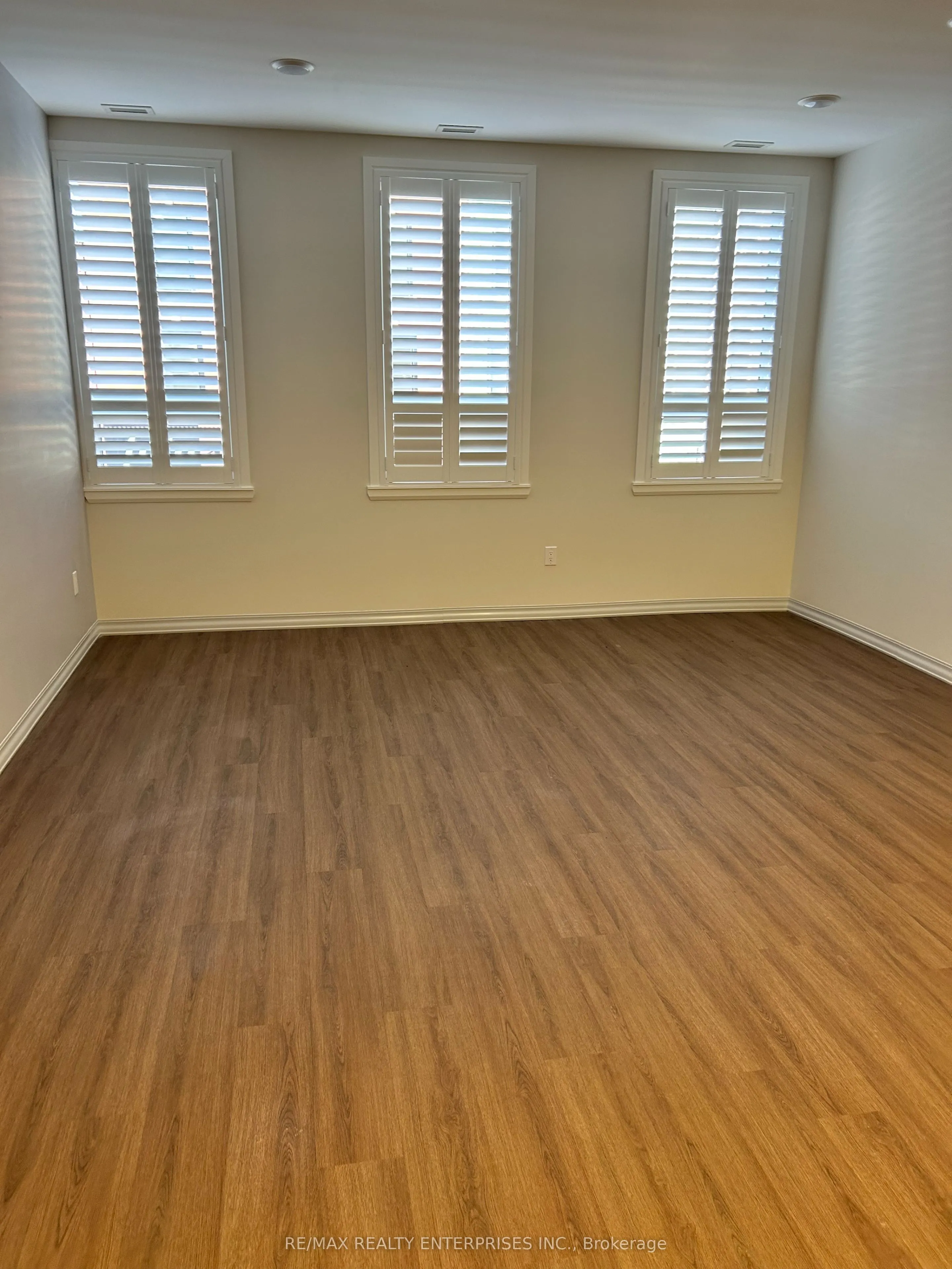 845 2nd Avenue E, #205