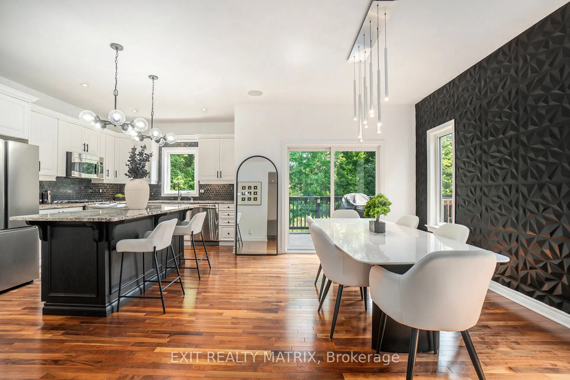 89 South Indian Drive