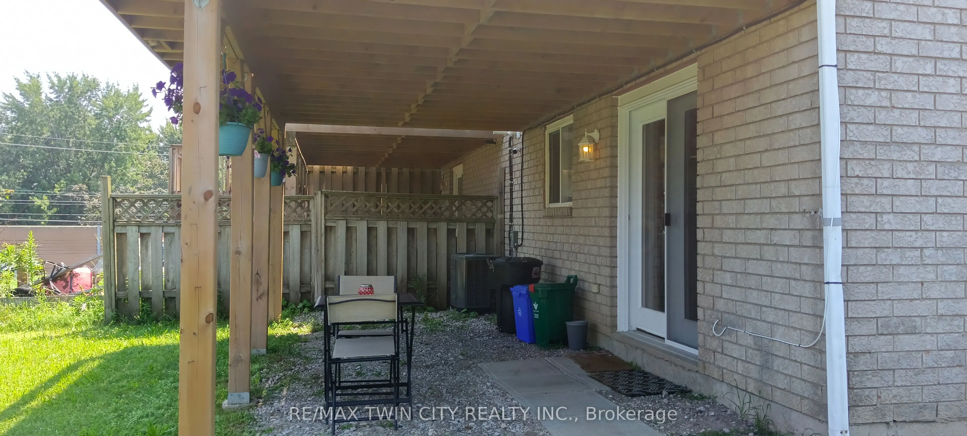 28 Golden  Terrace Court