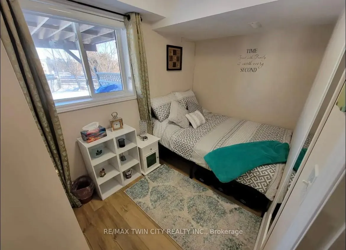 28 Golden  Terrace Court