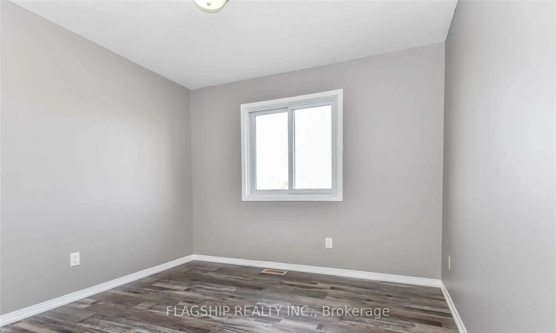 14 Bruce Street, #18