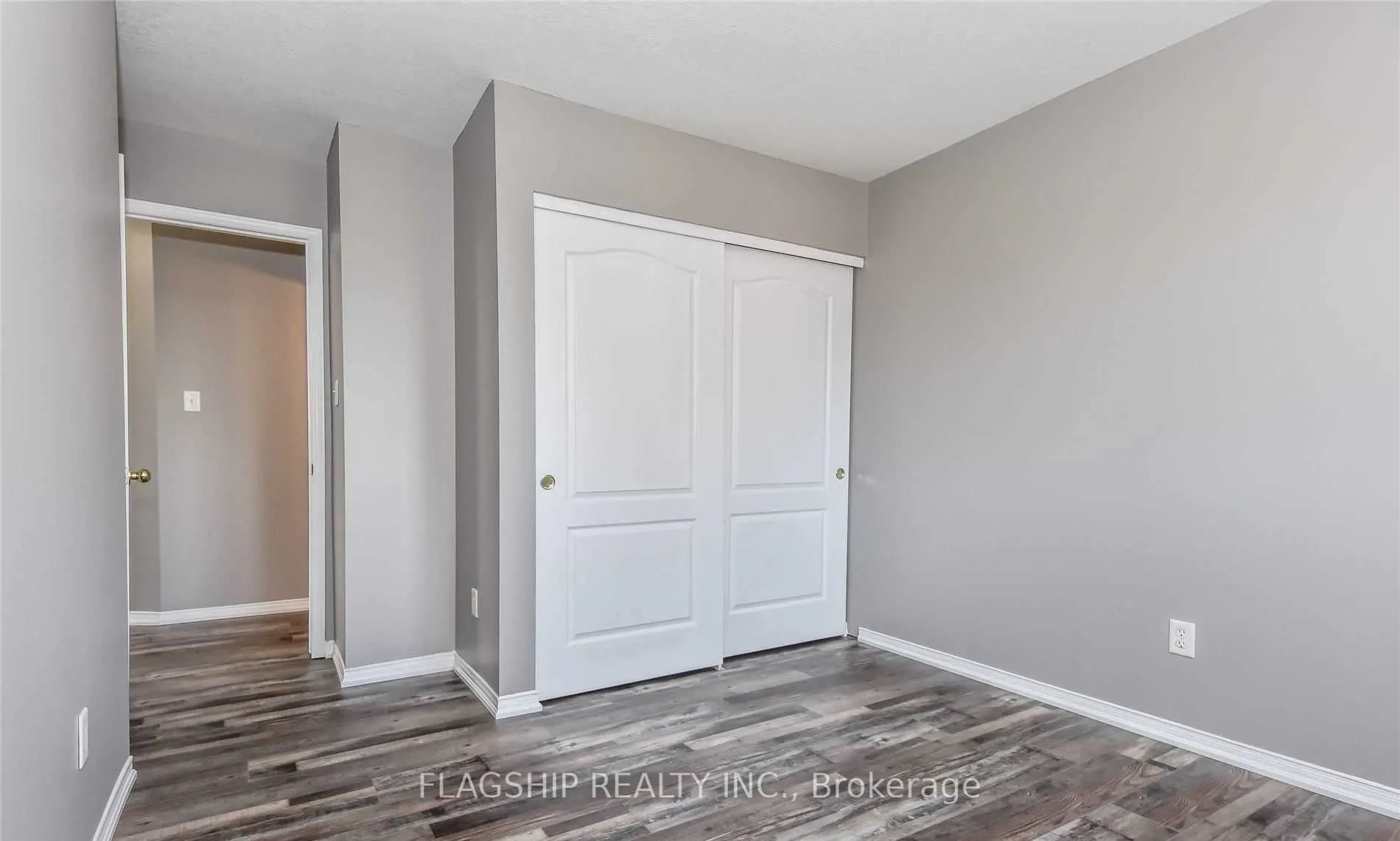 14 Bruce Street, #18