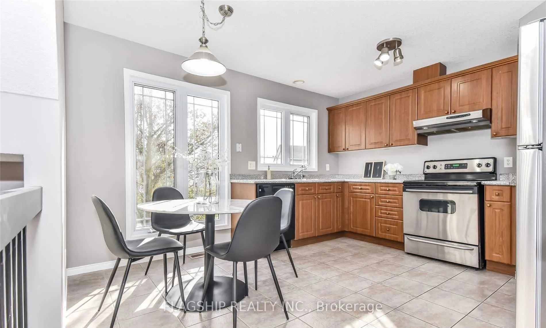 14 Bruce Street, #18