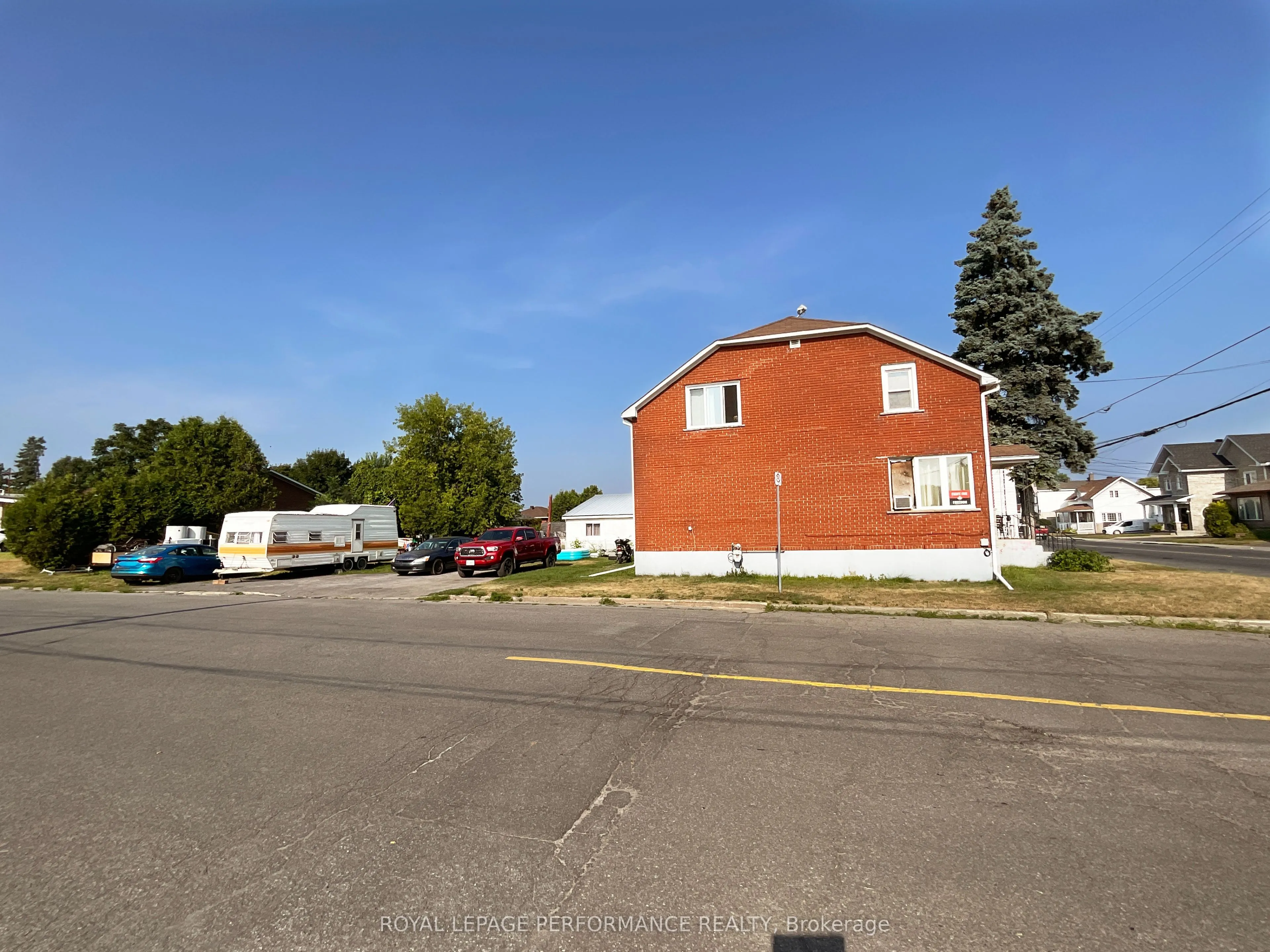 1312-1314 Main Street E