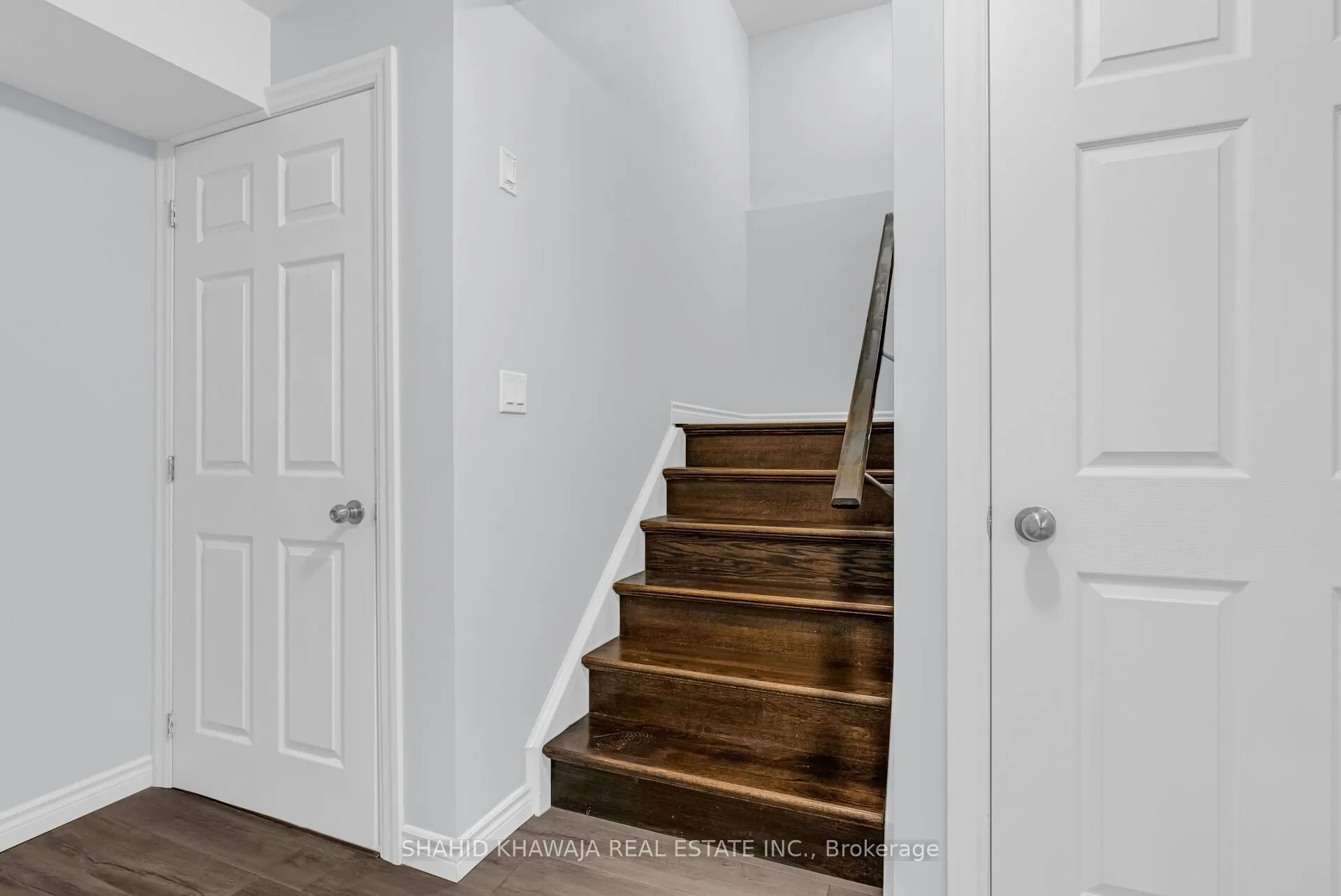 38 Woodbine Avenue