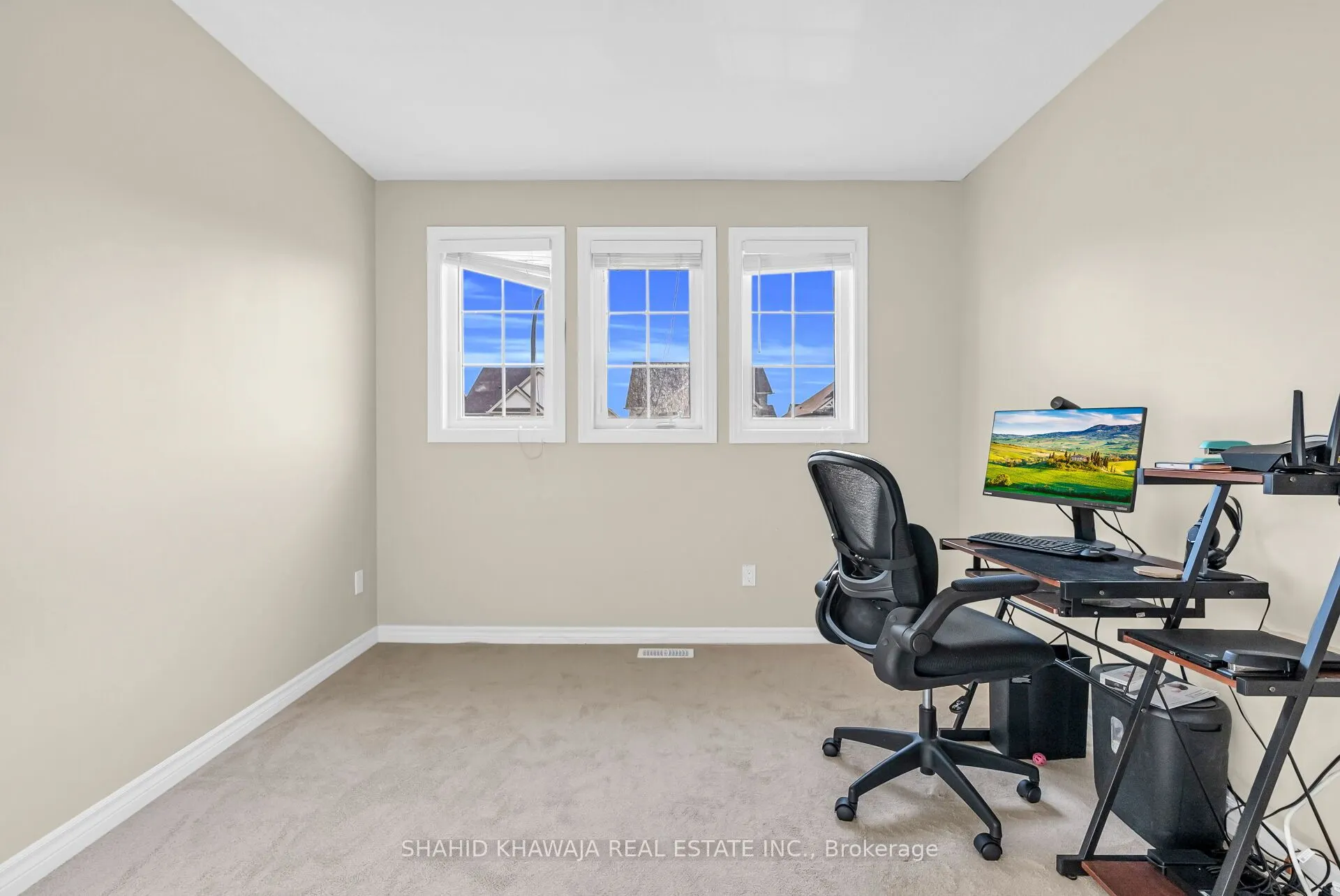 38 Woodbine Avenue