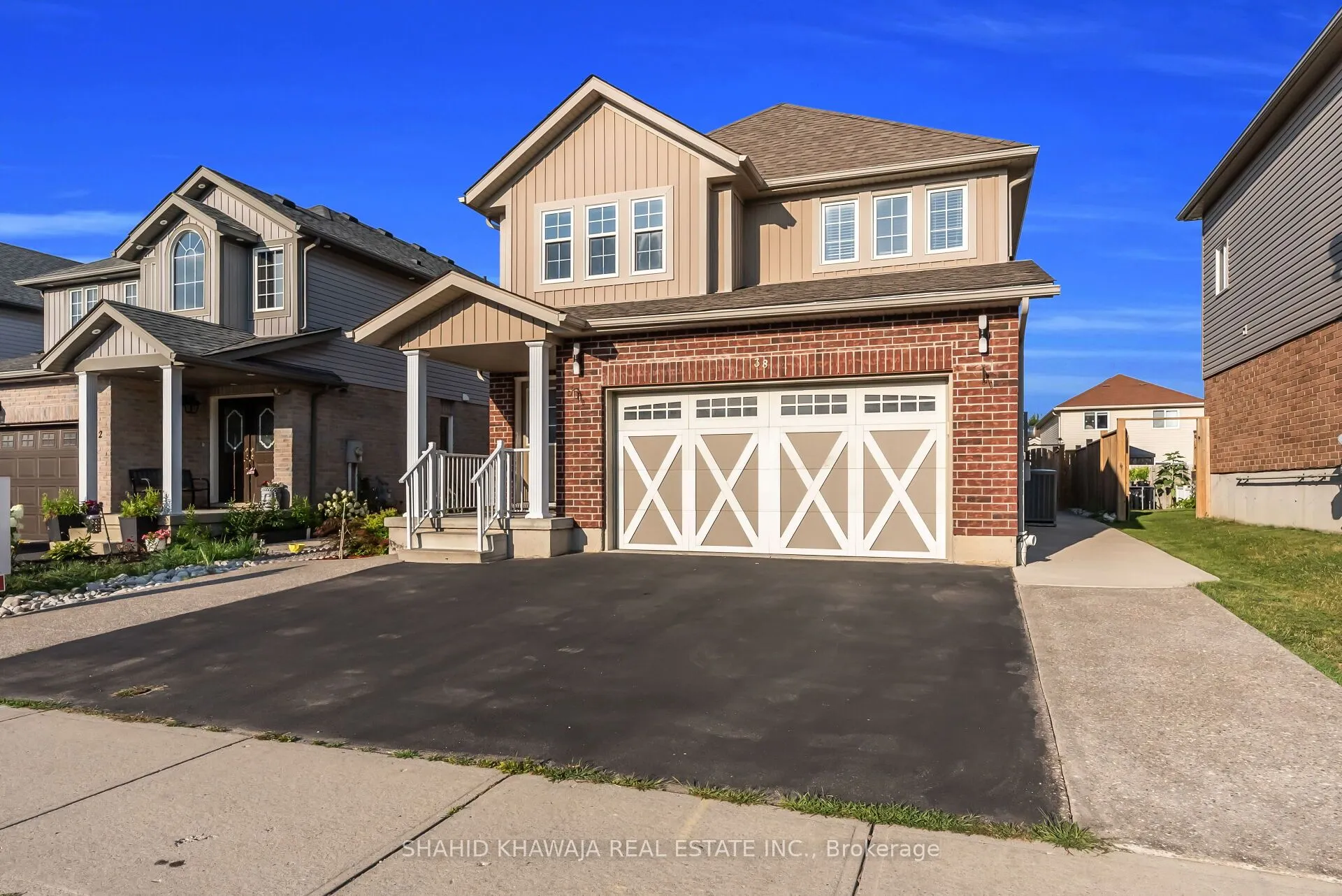 38 Woodbine Avenue