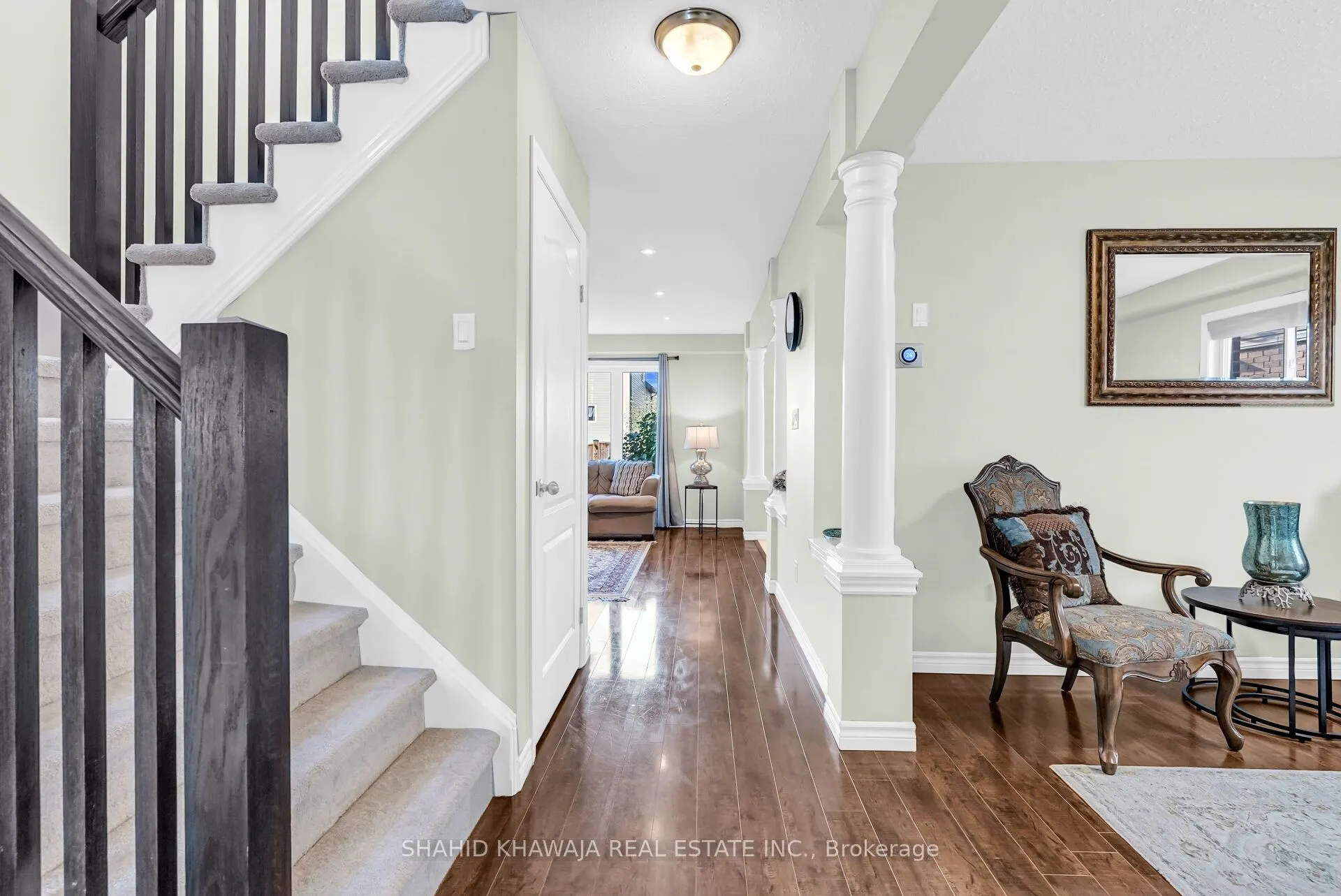 38 Woodbine Avenue