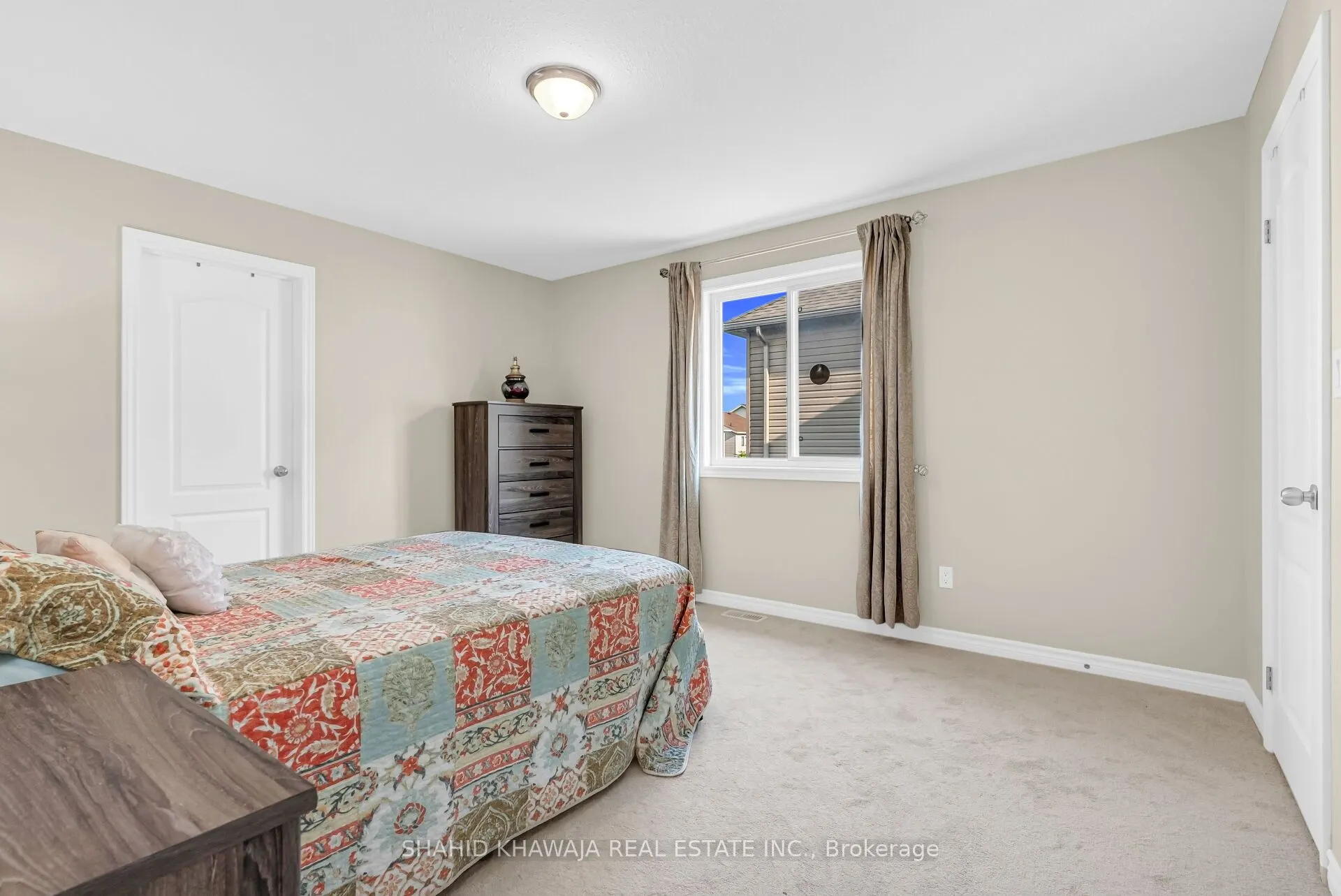 38 Woodbine Avenue