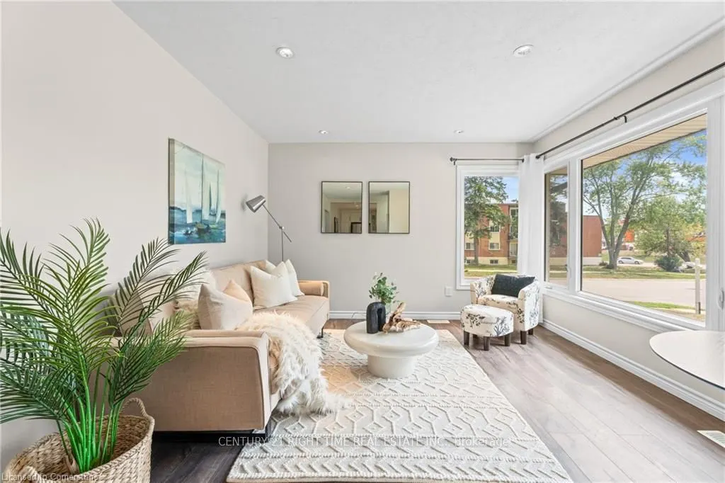 280 DALE Crescent