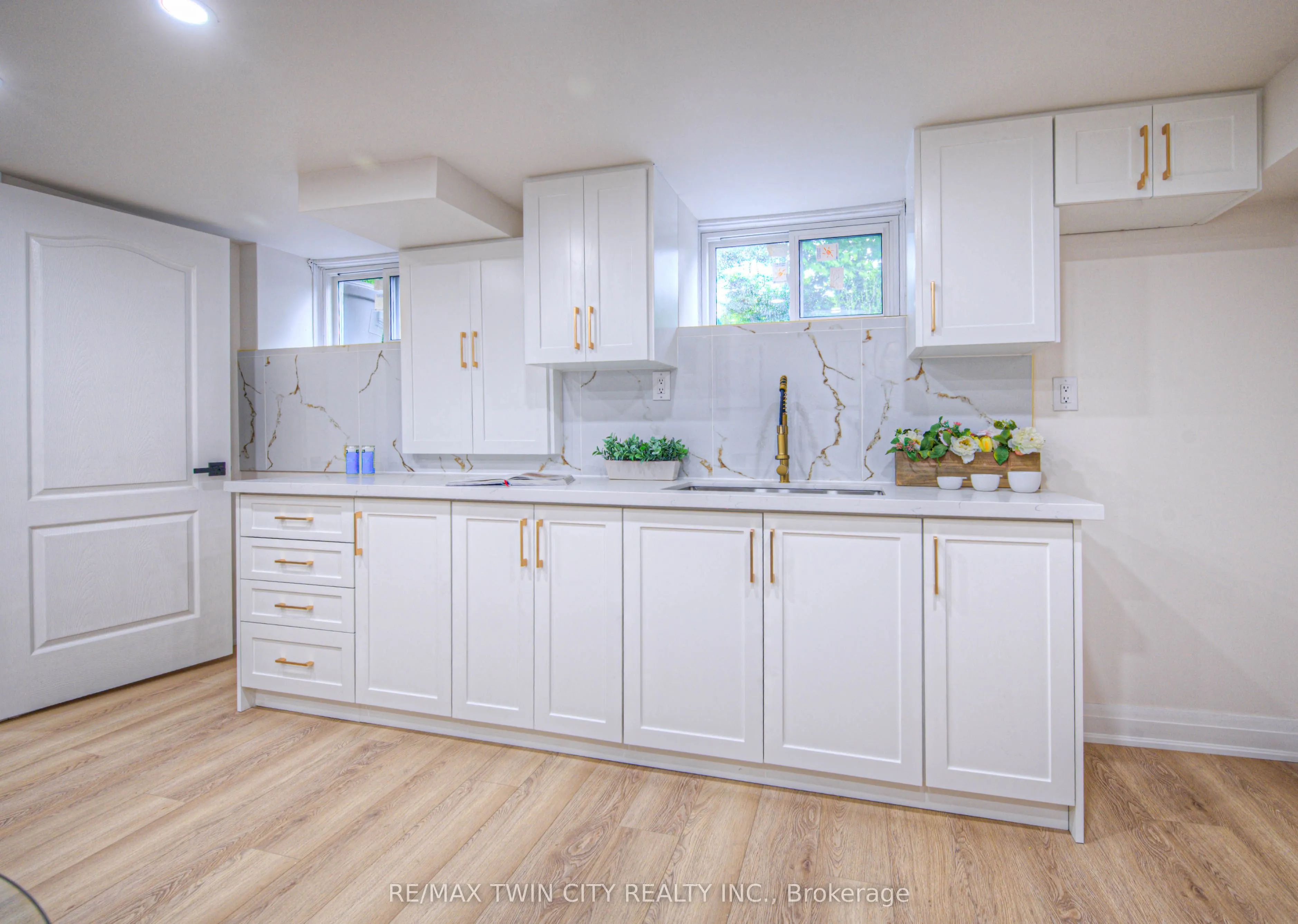 76 Ravine Drive