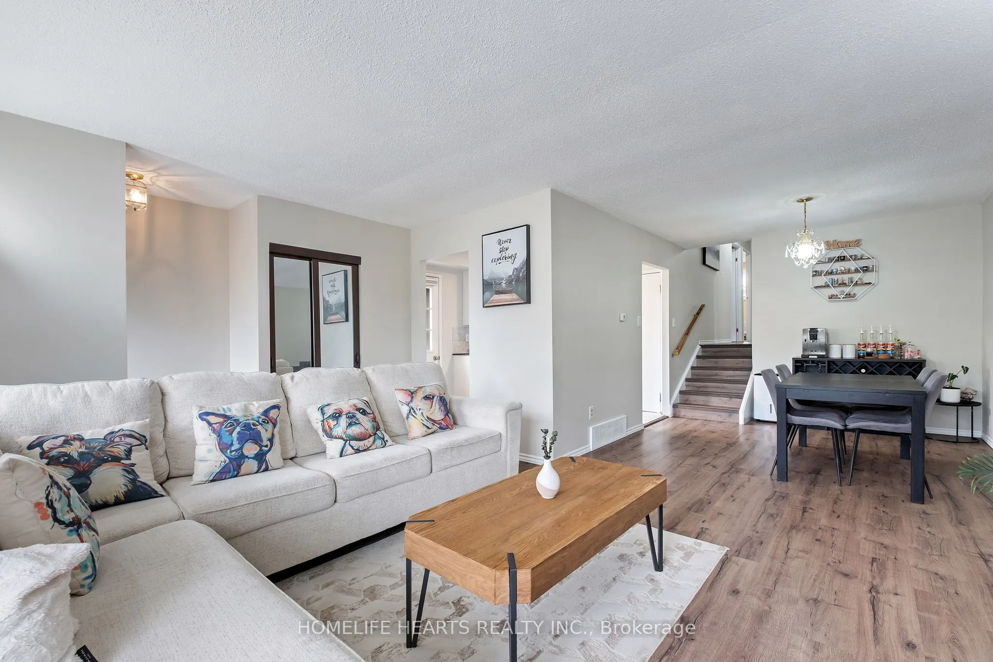 19 Hopewell Crescent