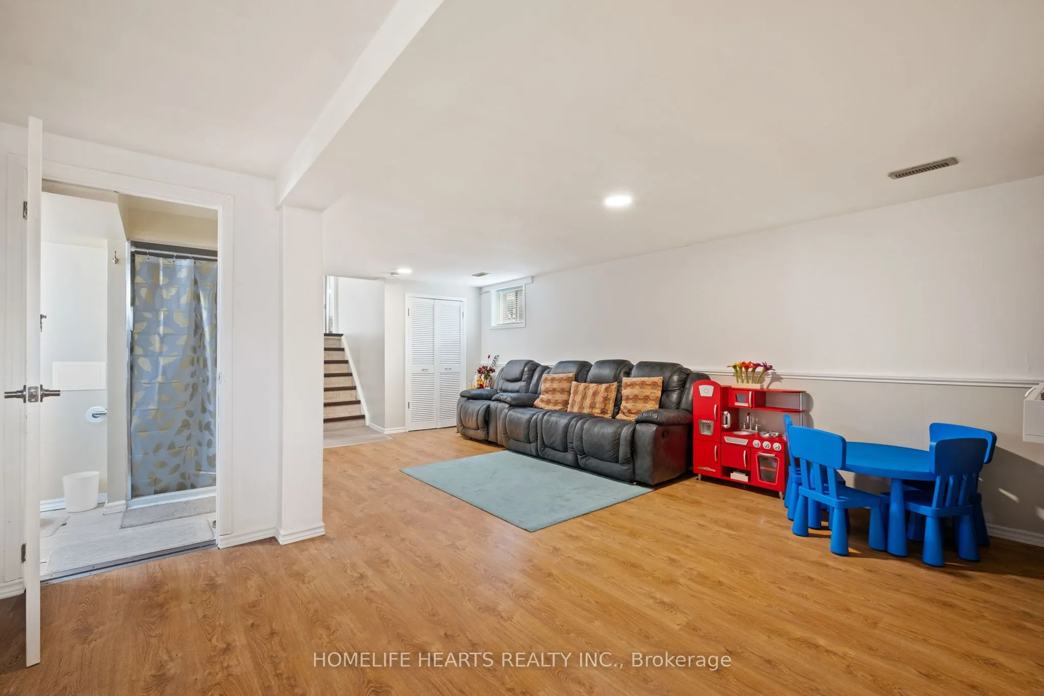 19 Hopewell Crescent