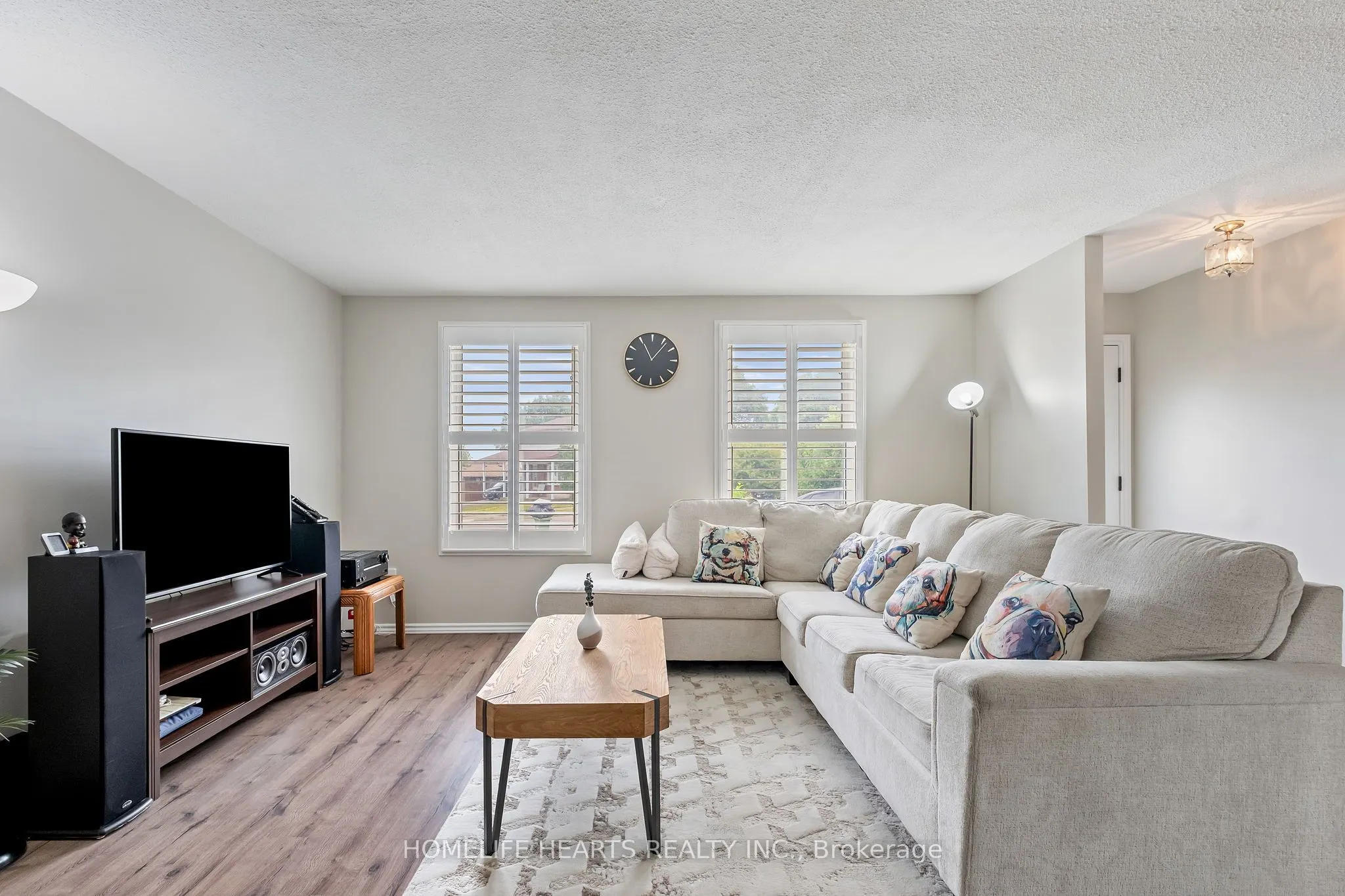 19 Hopewell Crescent