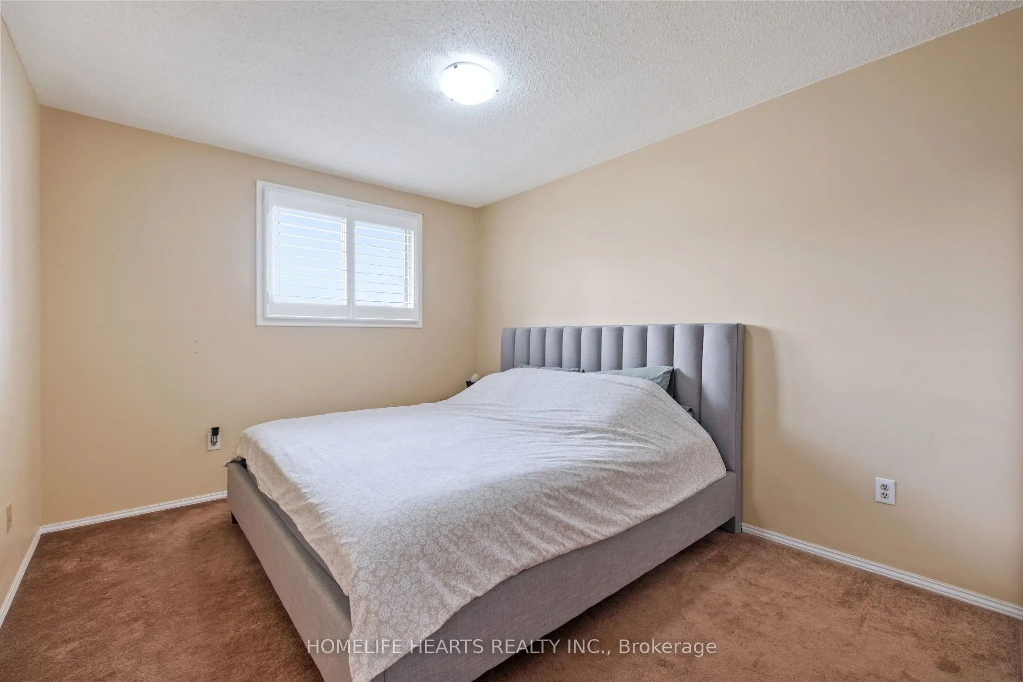 19 Hopewell Crescent