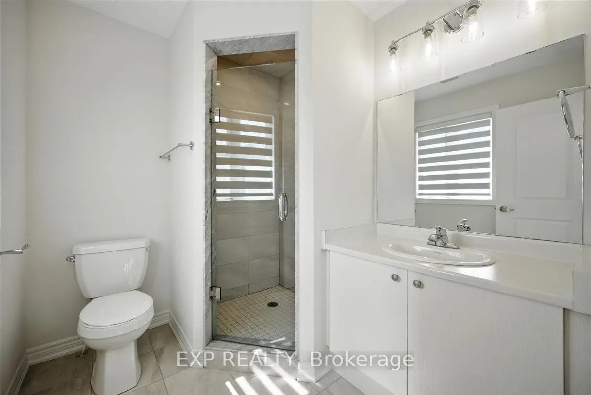 27 Mockingbird Lane E, #52
