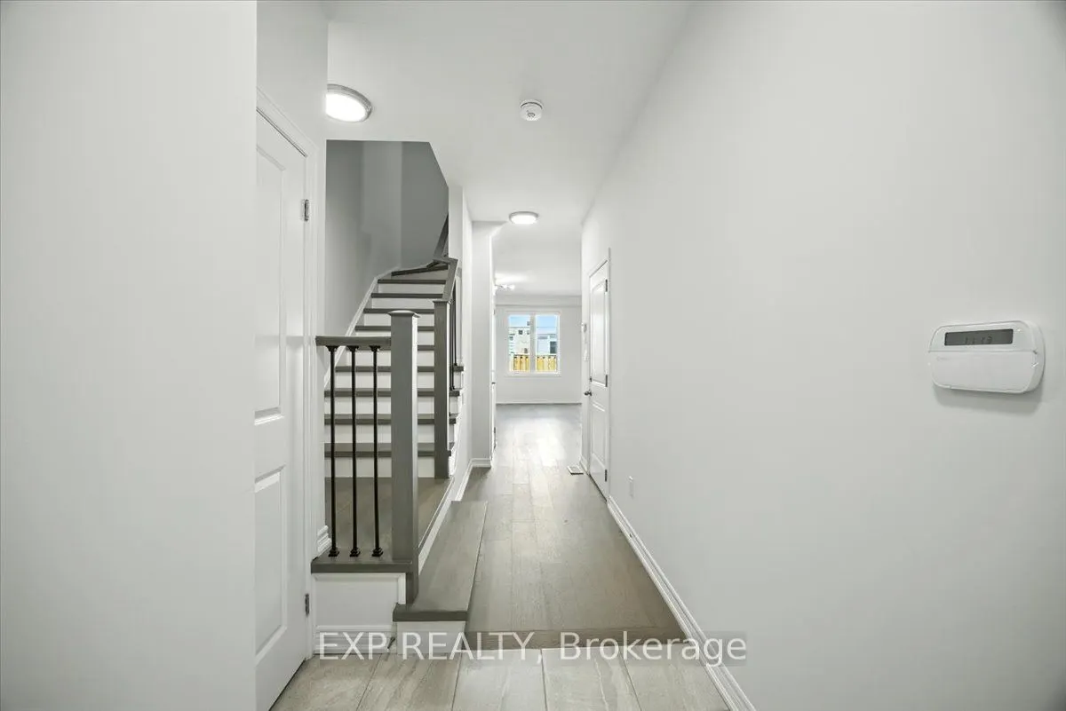 27 Mockingbird Lane E, #52