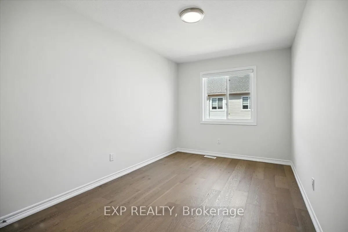 27 Mockingbird Lane E, #52