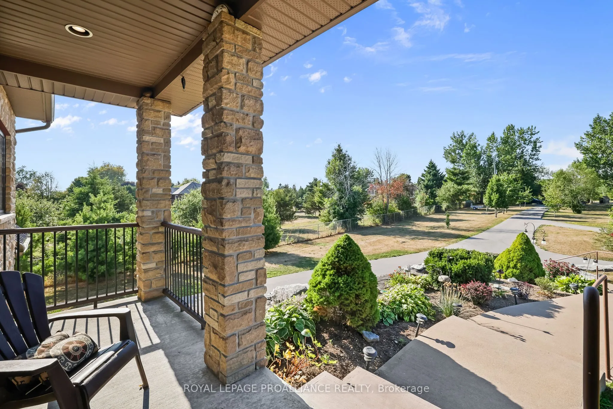 263 Lakeshore Road
