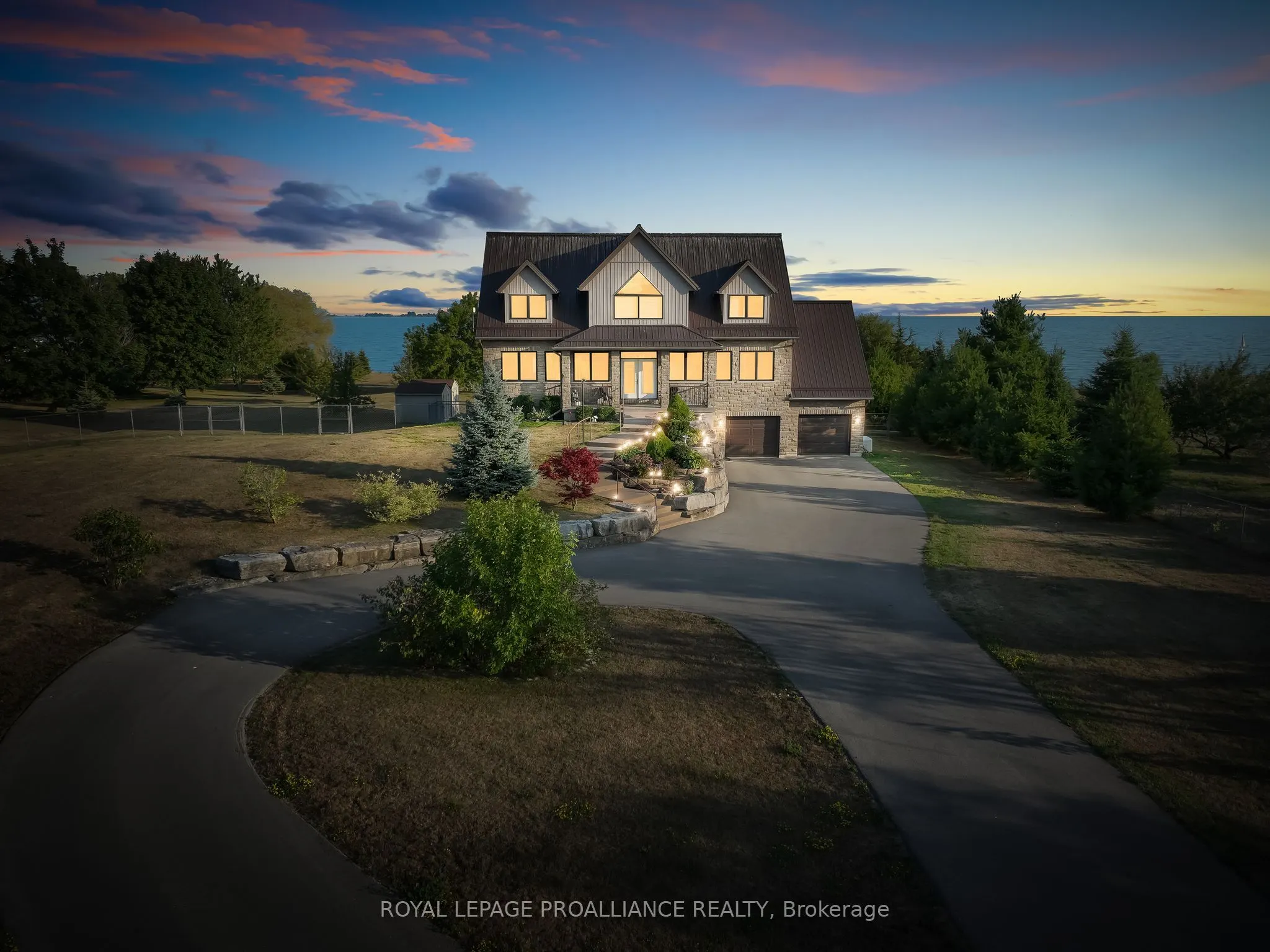 263 Lakeshore Road